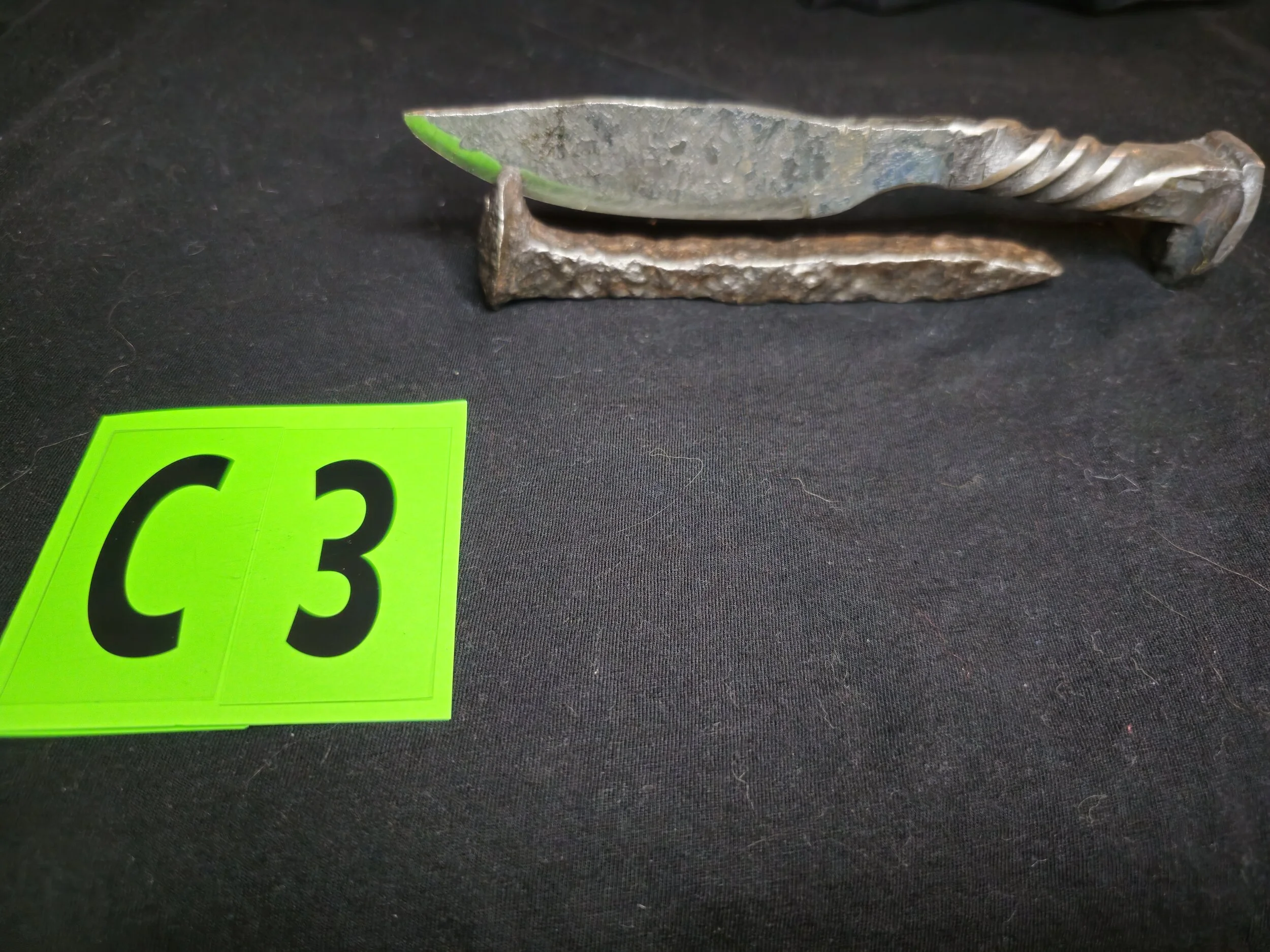 Knife C-3