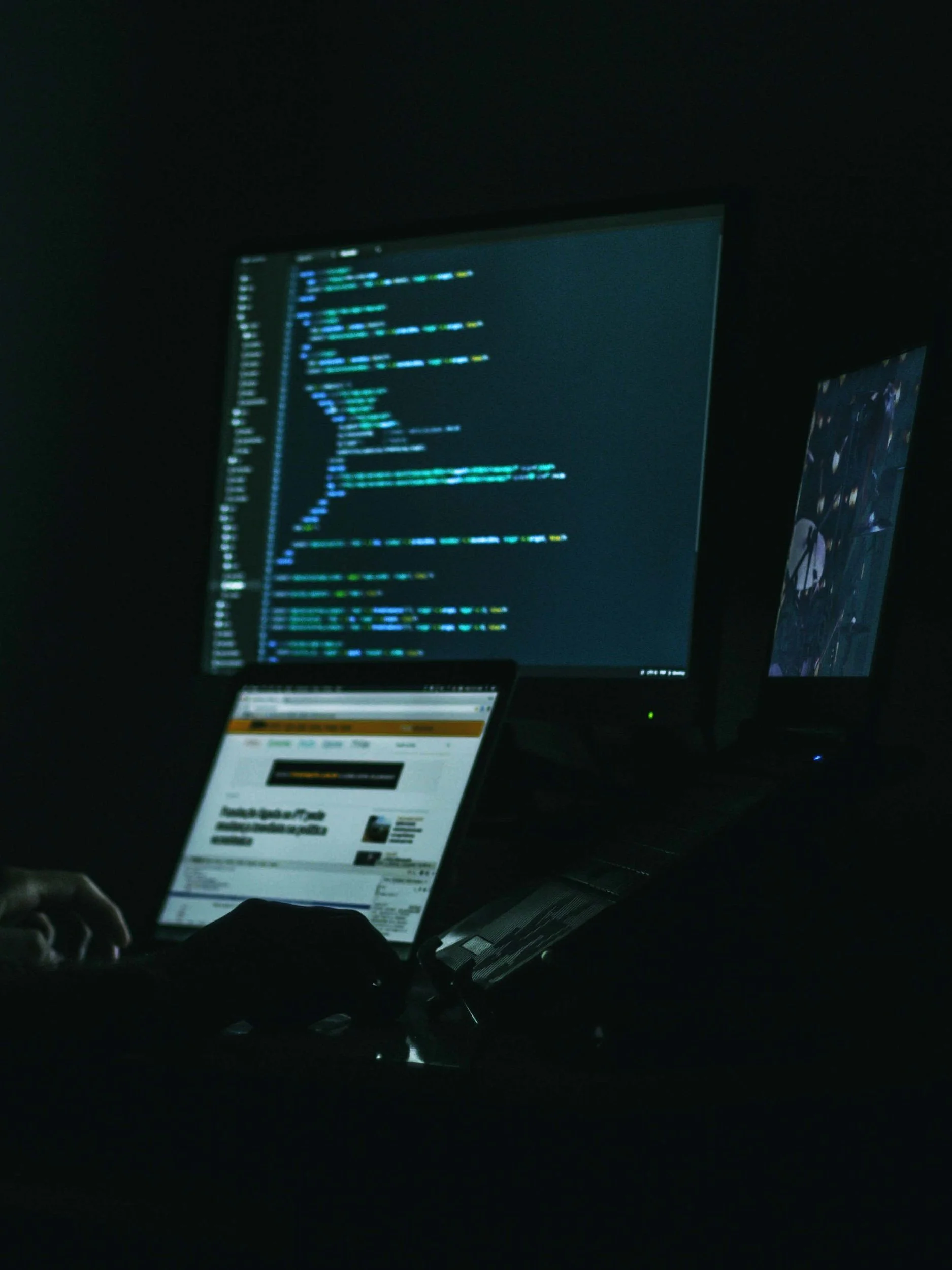 Monitors and abstract patterns representing process optimization workflows by Automated Systems