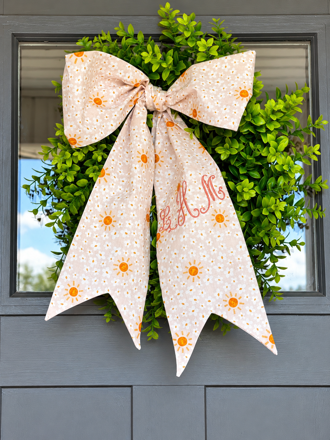 A Personalized Bow for Home, Baby & Life’s Sweetest Moments