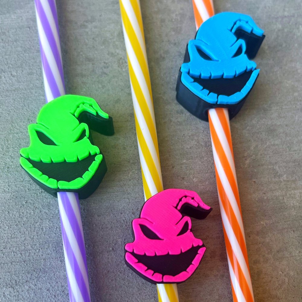 Straw Charm Toppers