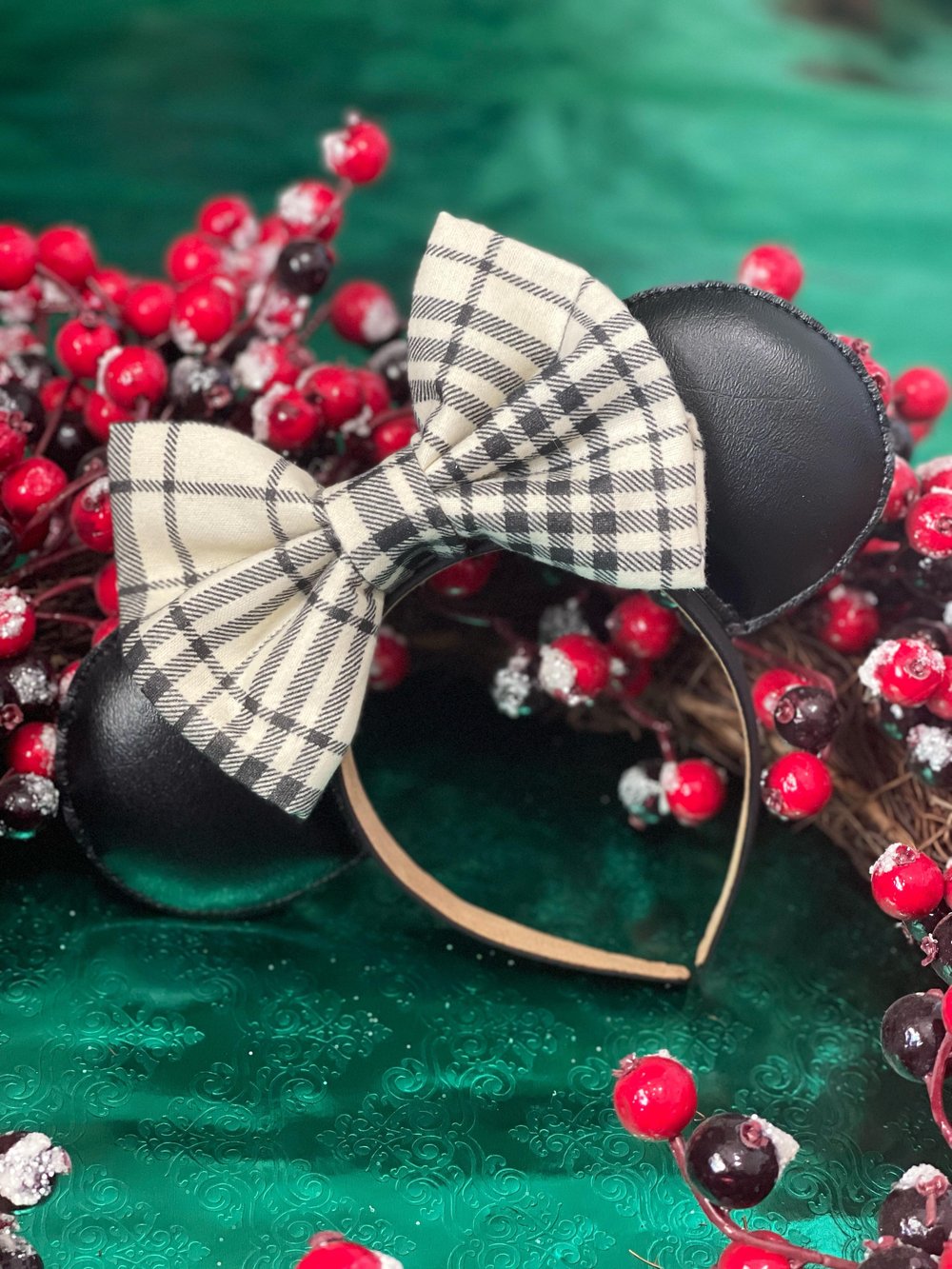 Mouse Ears w/ Bow Inspired Inspired Straw Topper