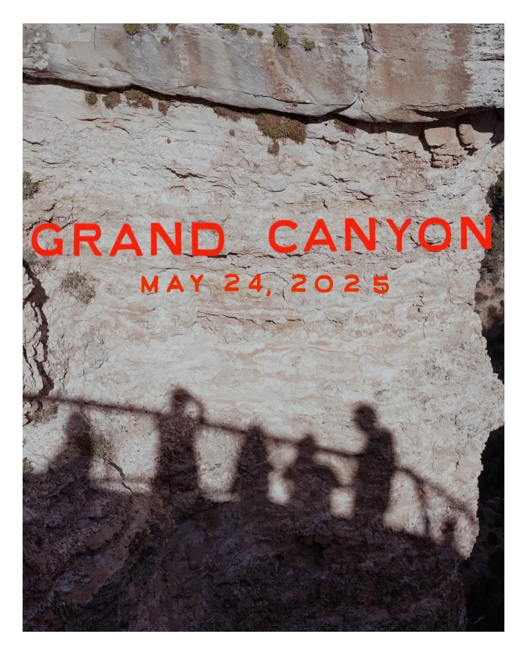 Hold the dots and scroll ✌🏼