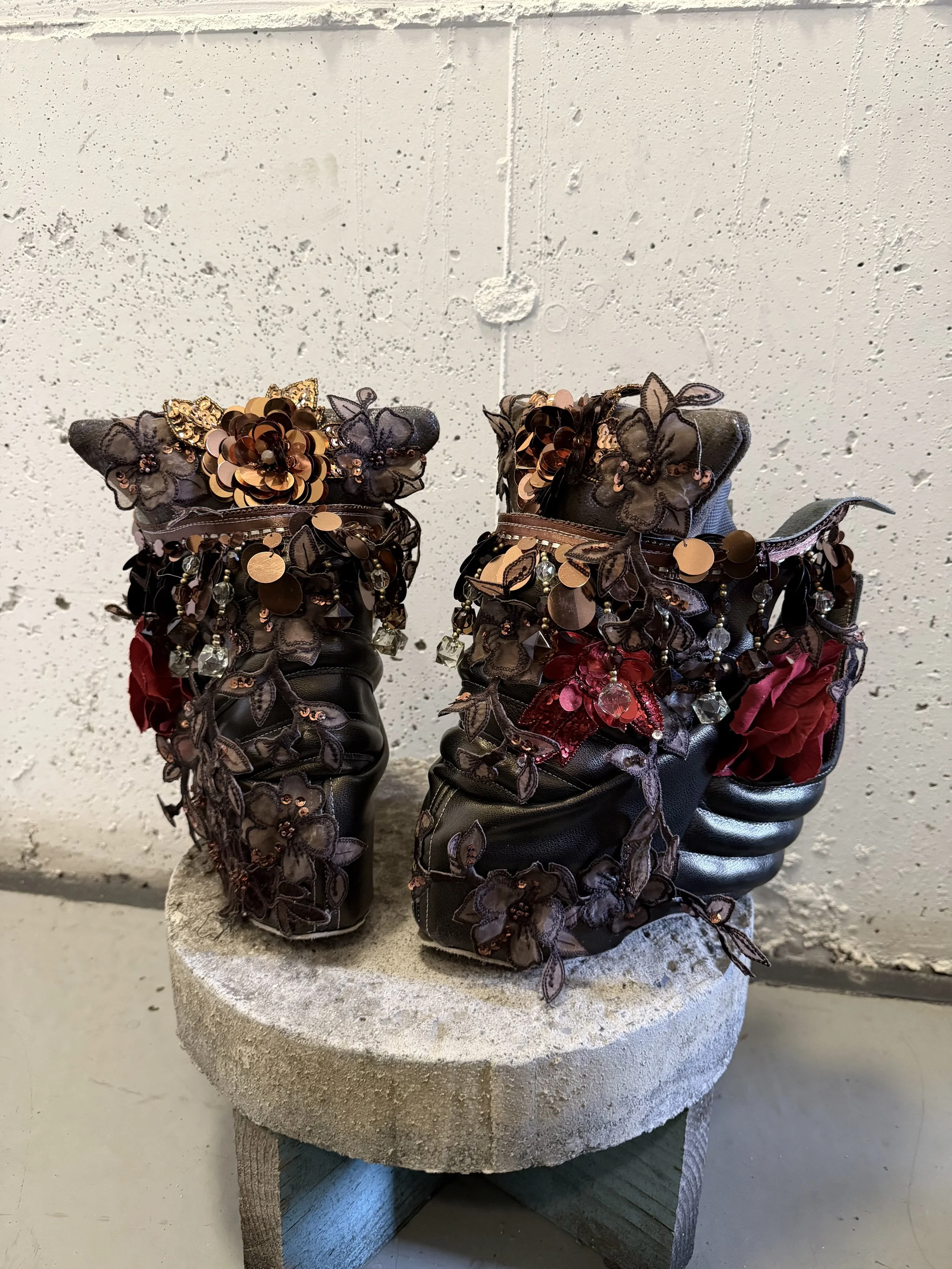 Sample Heels Floral Dark Amber