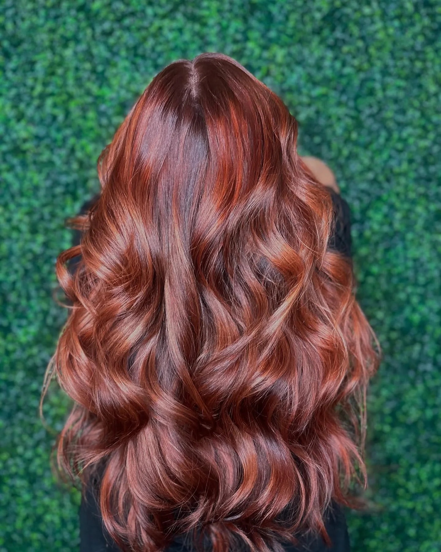 🍒 Stunning in Red 🍒 Hair by Raquel (@raquelthehairslayer )
.
.
.
#ModniHairLounge #lodihairstylist #lodihairsalon #lodistylist #stockton #stocktonhair #stocktonhairstylist #tracyhair #tracyhairstylist #sacramento #sacramentohairstylist #stylistsupp