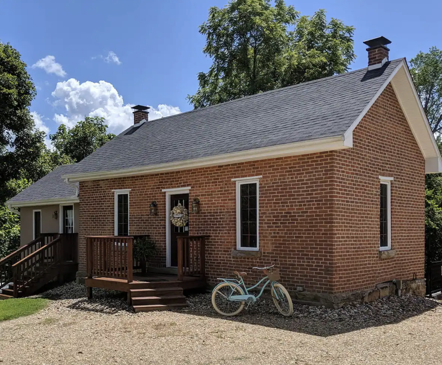 havisham-house-carriage-house-overnight-rental.png