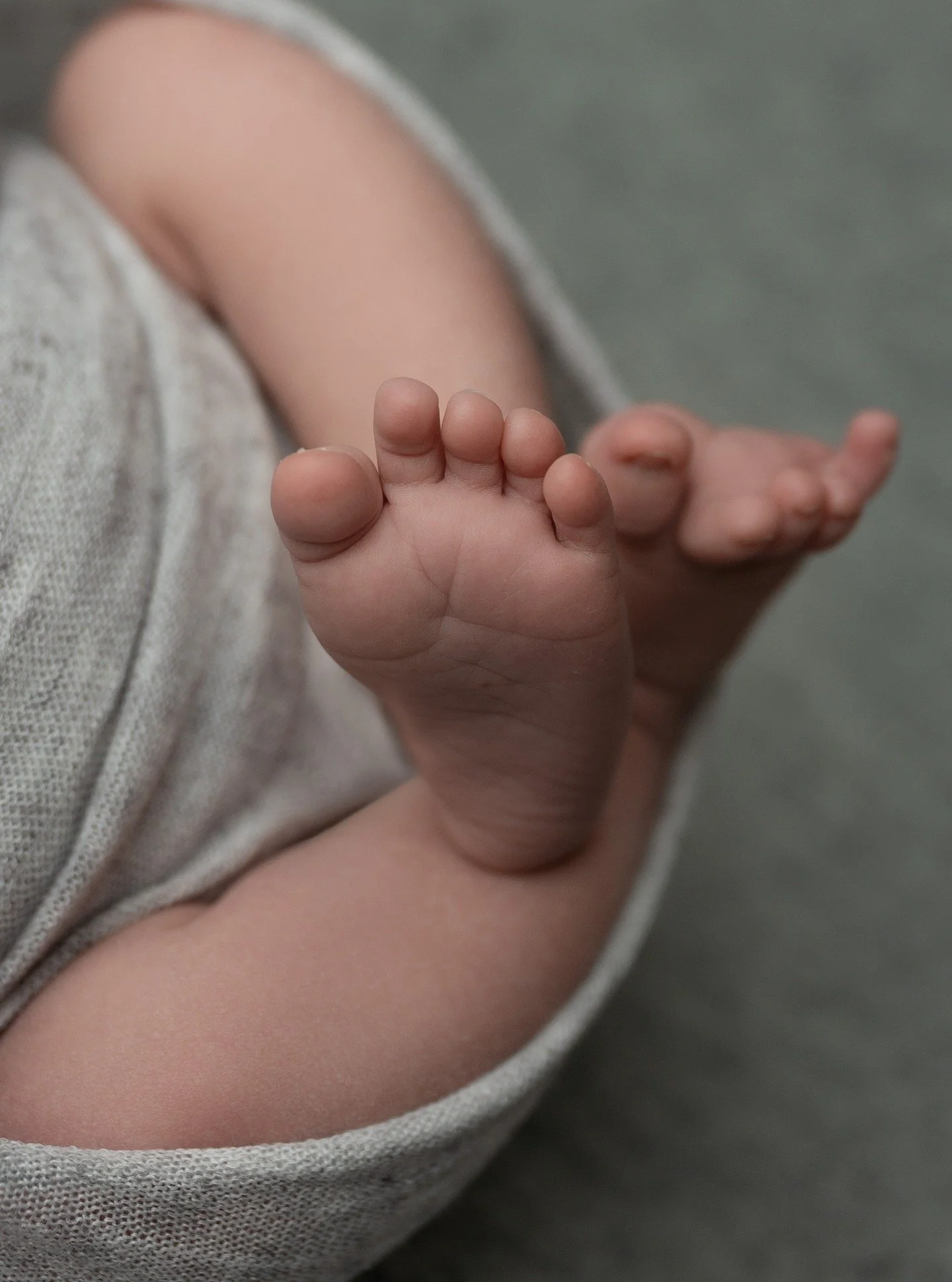 Well, folks, I'm officially part-time human and full-time trampoline. Tiny feet are currently auditioning for the role of "Most Uncomfortable Rib Massage." I feel like a pizza dough stretching to its limit! Sure, I&rsquo;ll miss these littl