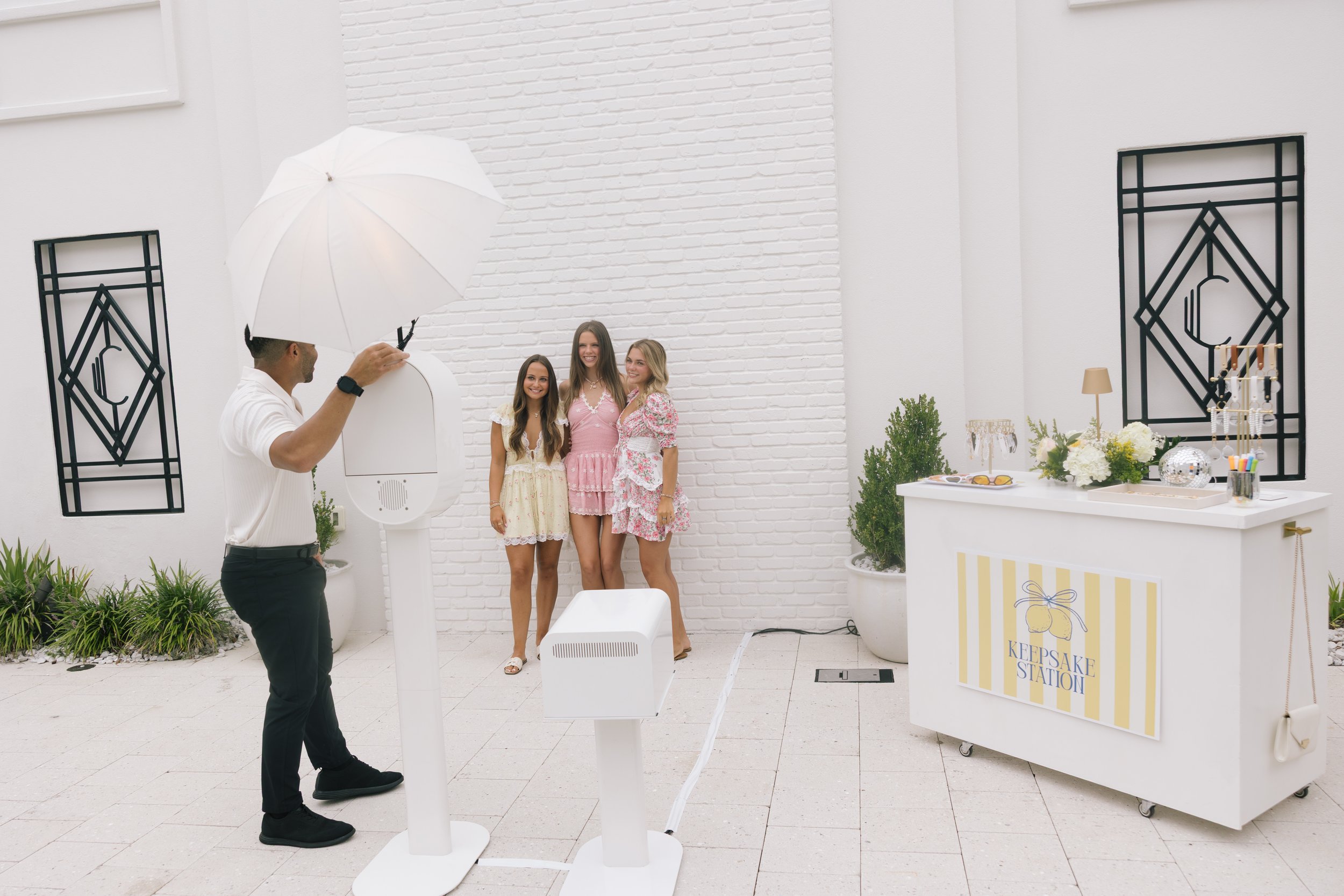 904 Photo Co Jacksonville FL Wedding Photo Booth Rental