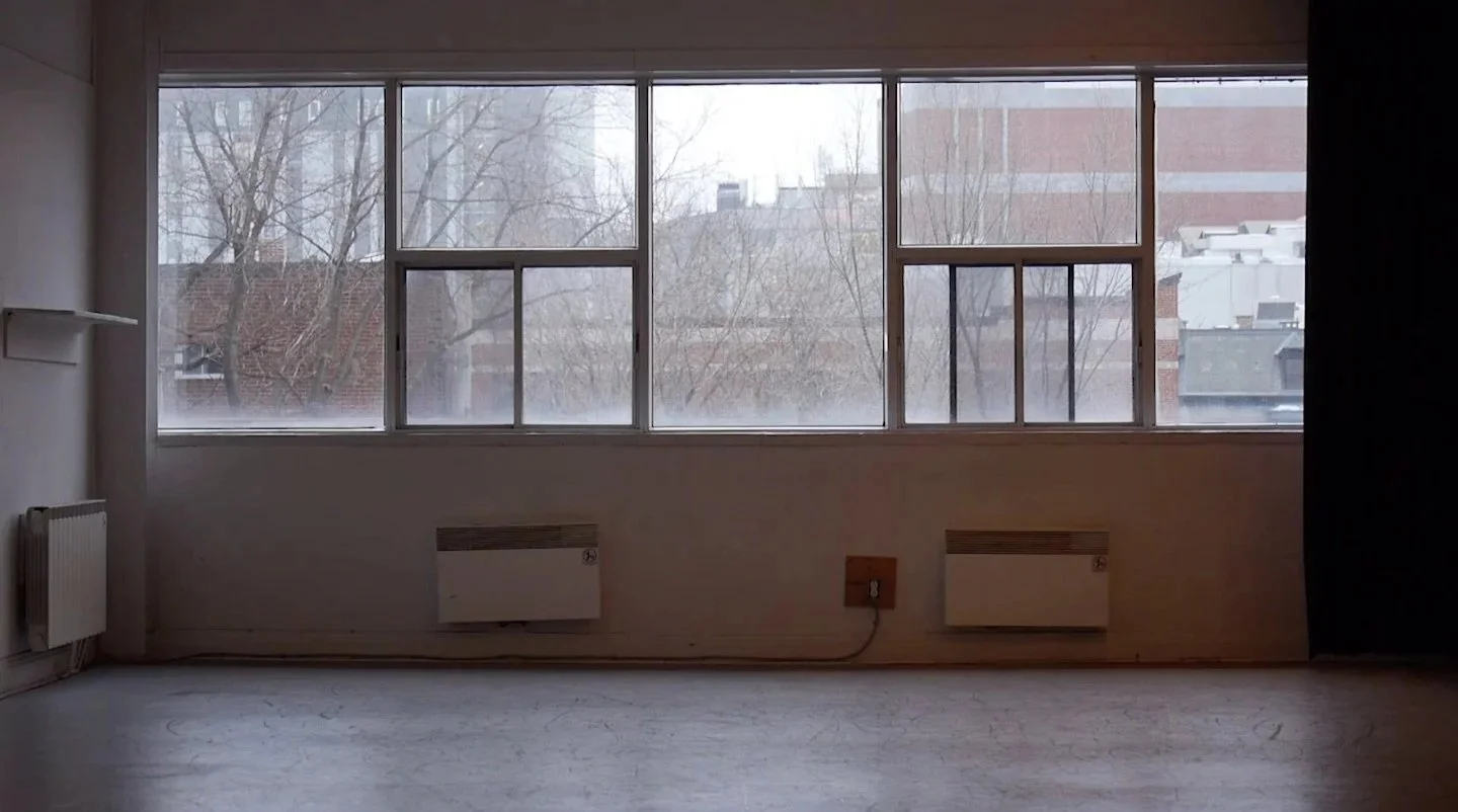 DO YOU NEED TO HEAR IN ORDER TO BE ABLE TO LISTEN. Circuit-Est, 2020. 
Distribution: Groupe Intervention Video. Invitation by choreographer Sara Hanley. With Centre Turbine and Les Grands Ballets Canadiens, 2020. 