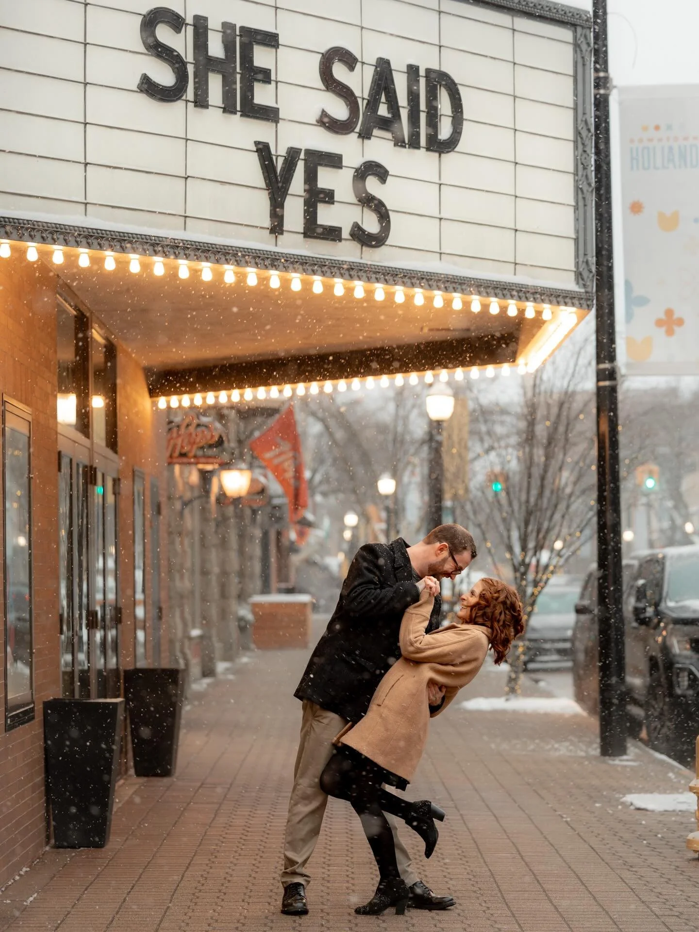 Who is cutting onions?! A huge congratulations to Donnie and Sydney! It was COLD, but these two were real troopers. Such a beautiful day for an even more beautiful proposal 🤍
-
-
-
#threetenstudios #photographer #southwestmichiganphotographer #propo