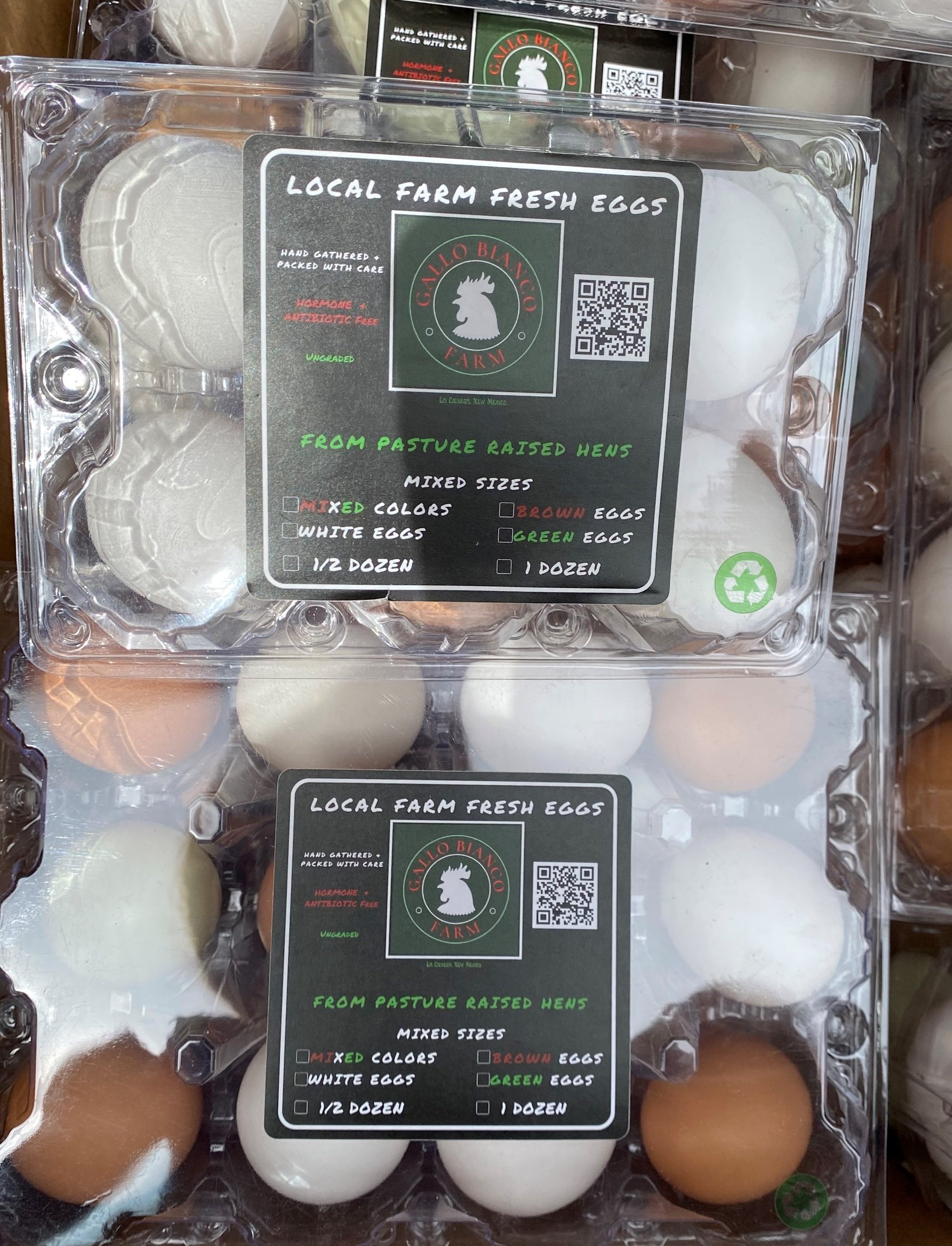 gallo_bianco_egg_carton.jpg