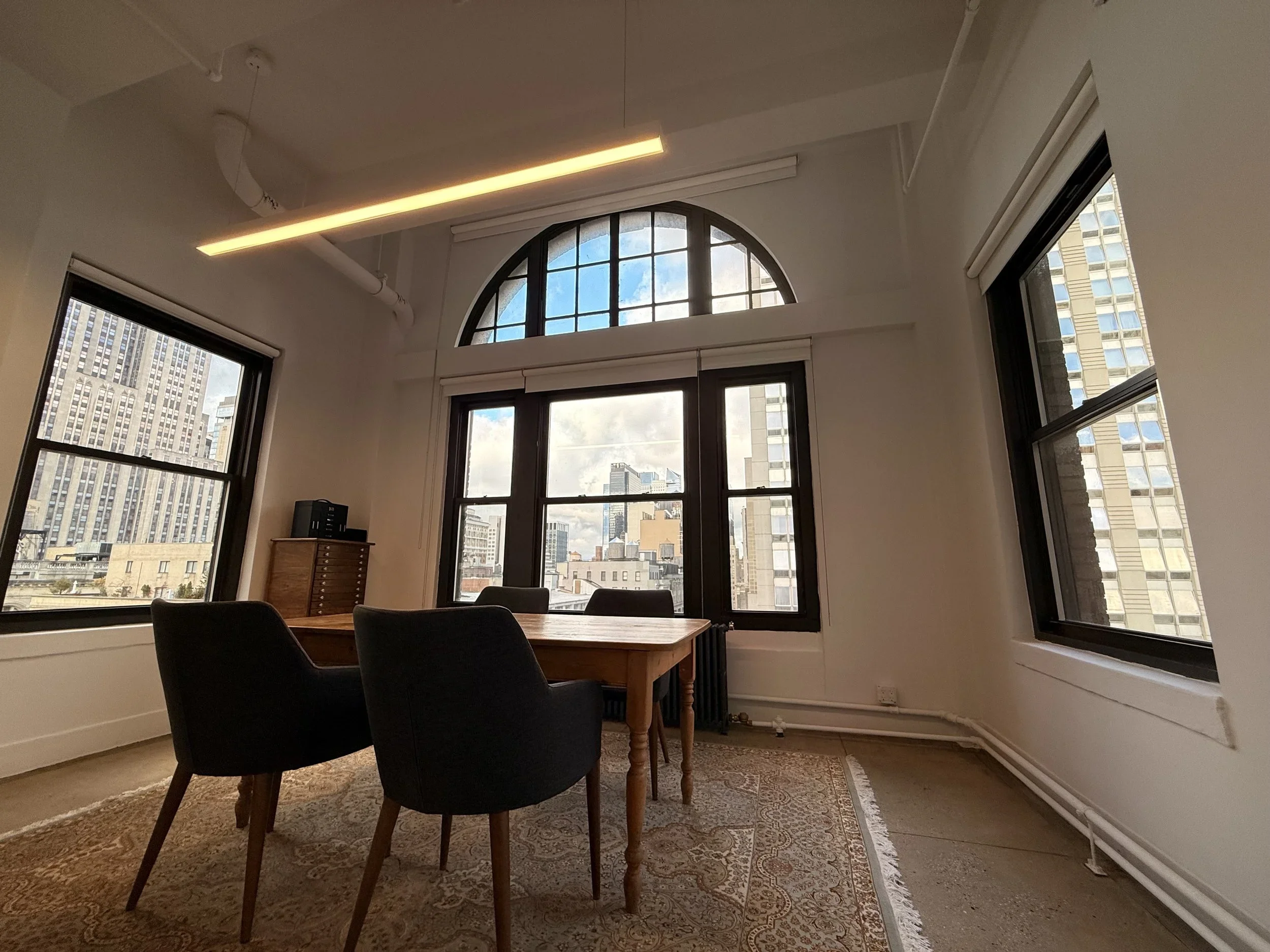 Boutique Office - 5th Avenue