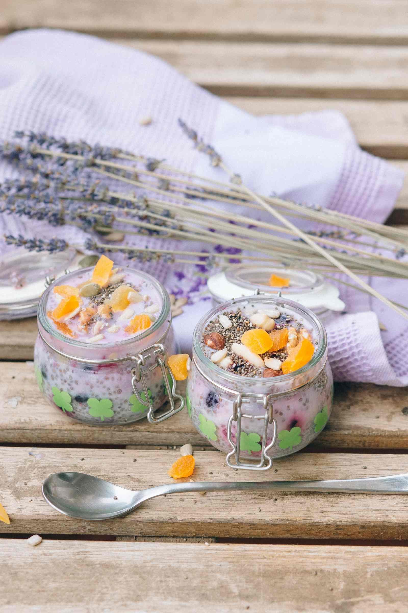 PCOS-friendly chia pudding – a hormone-balancing breakfast rich in omega-3s, fibre, and antioxidants to support blood sugar regulation, gut health, and inflammation reduction.