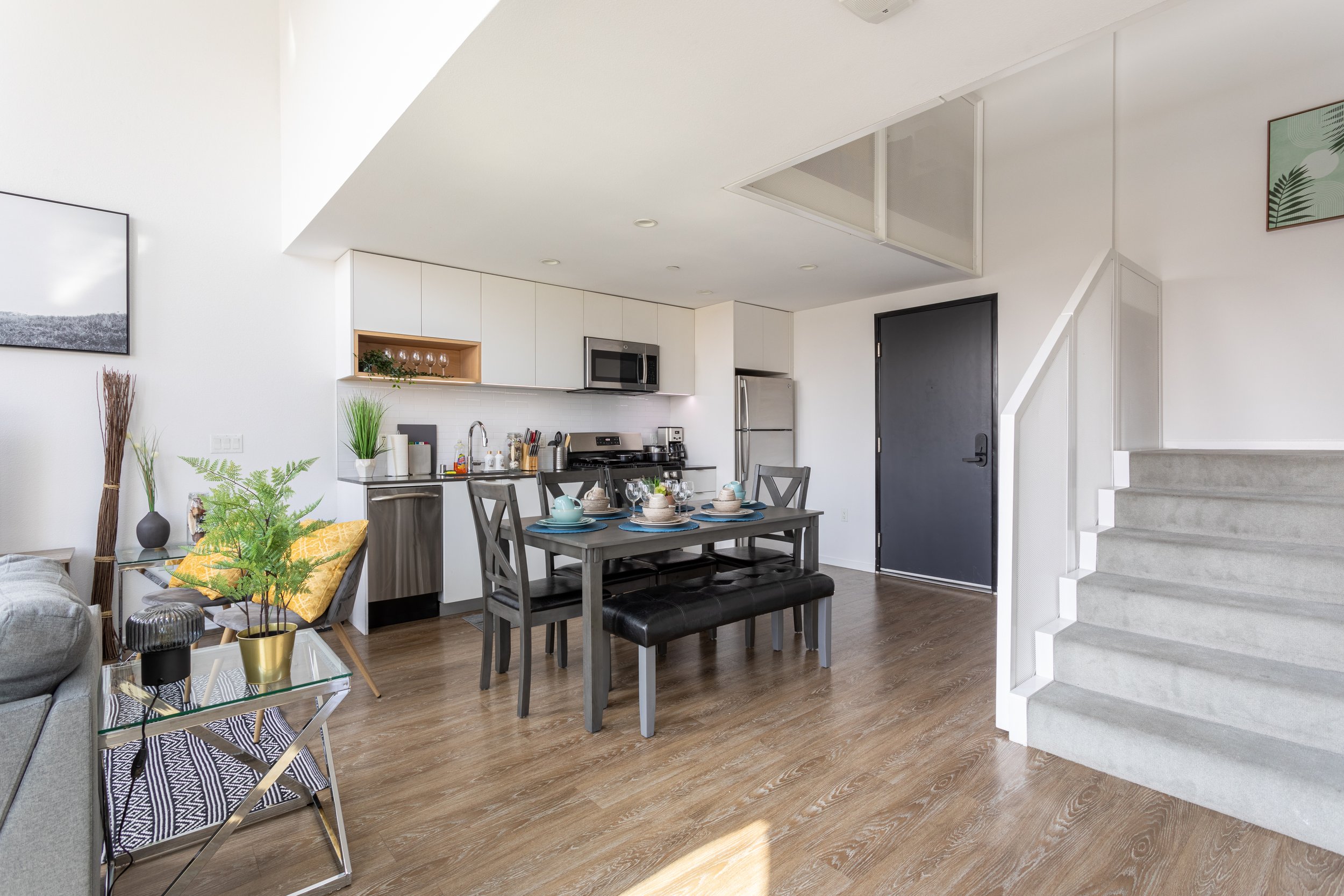 1737 N Las Palmas Ave. #PH5-3.jpg
