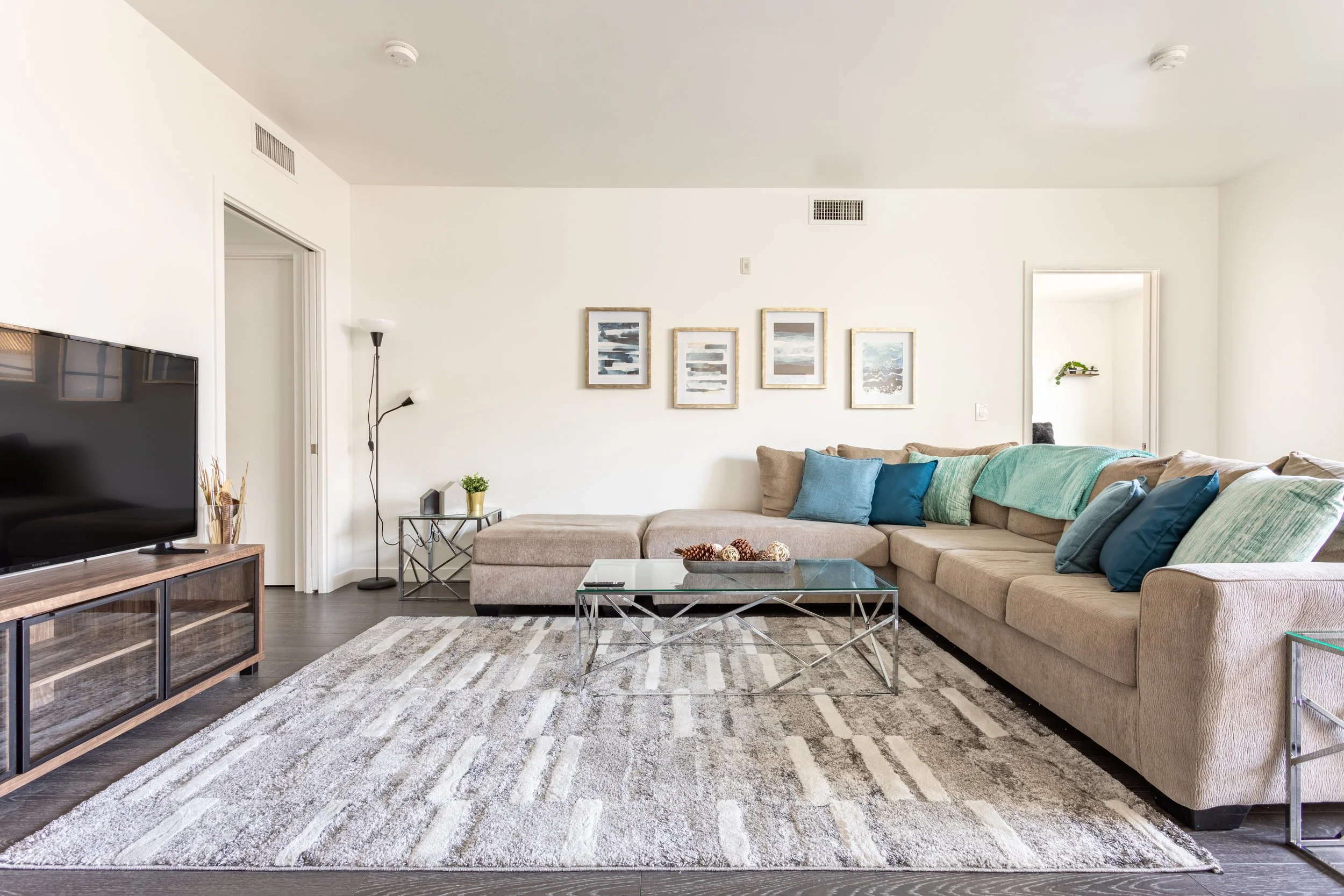 5800 Harold Way-4.jpg