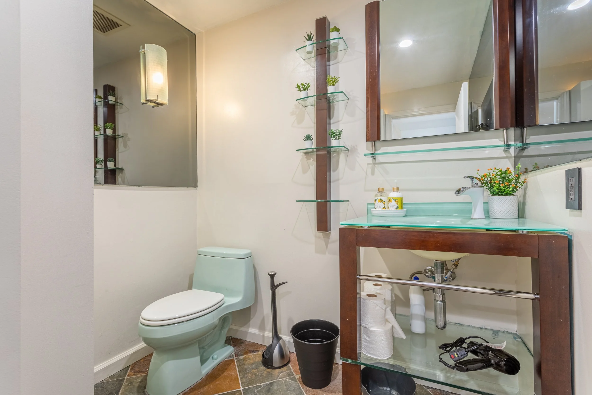 370 S Elm Dr.-14.jpg