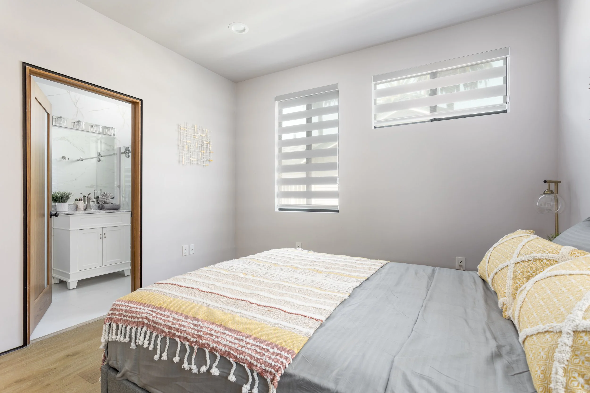 1238 S Muirfield Rd.-14.jpg