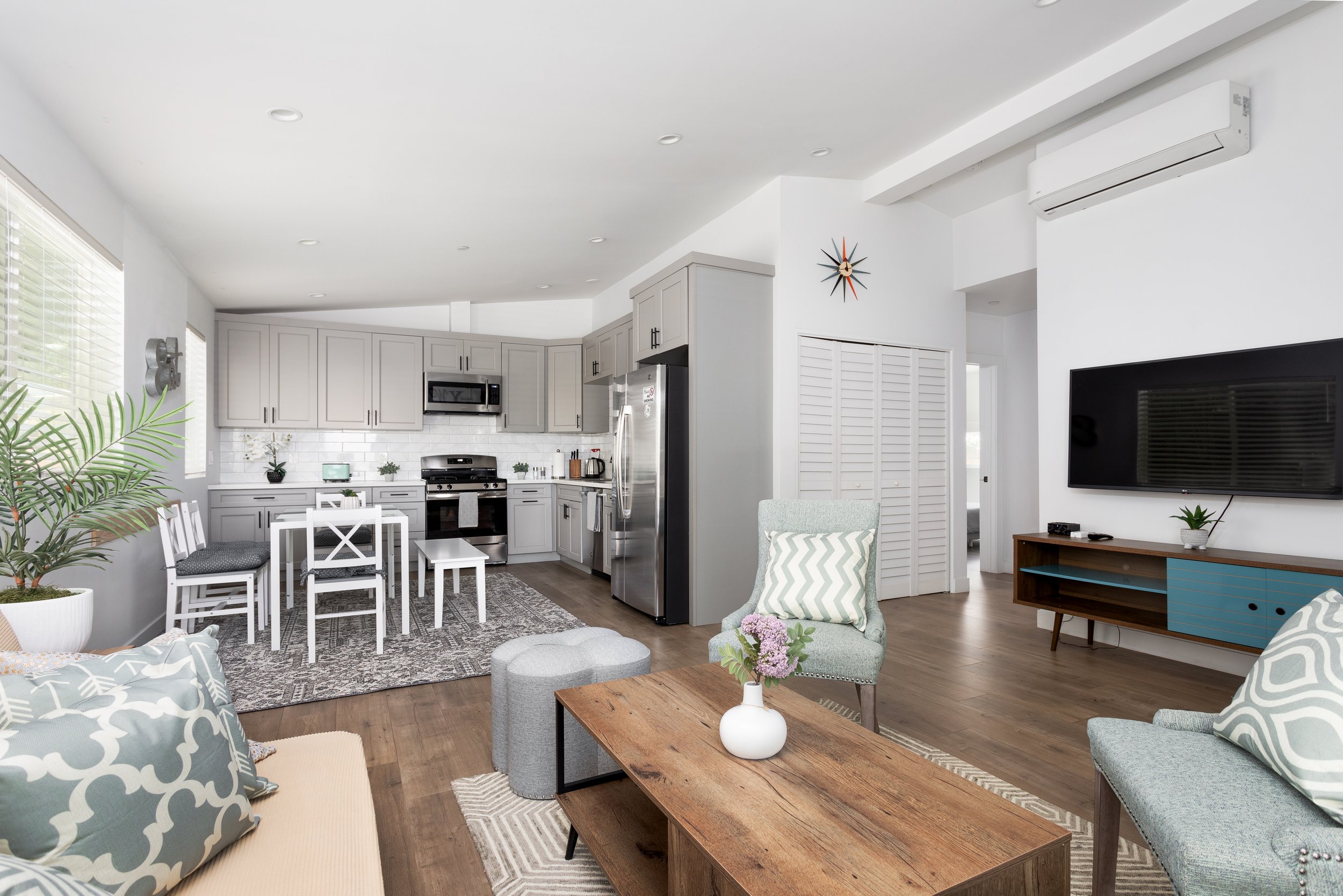 756 N Wilton Pl.-7.jpg