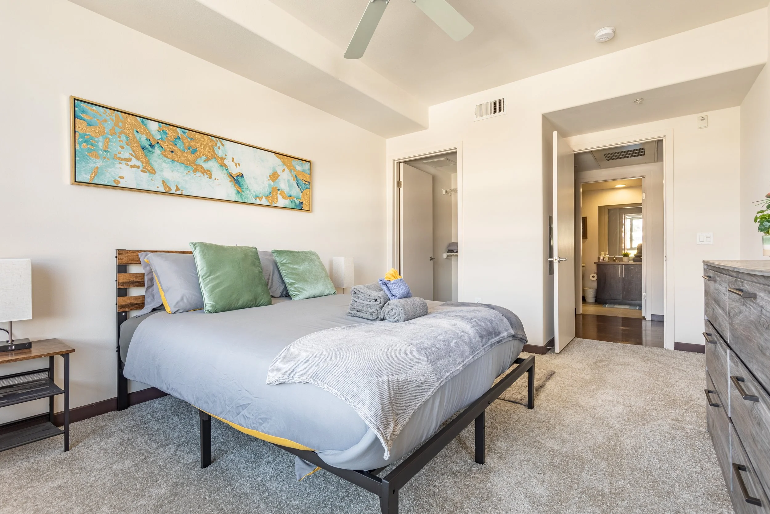 1234 N La Brea Ave. #435-20.jpg