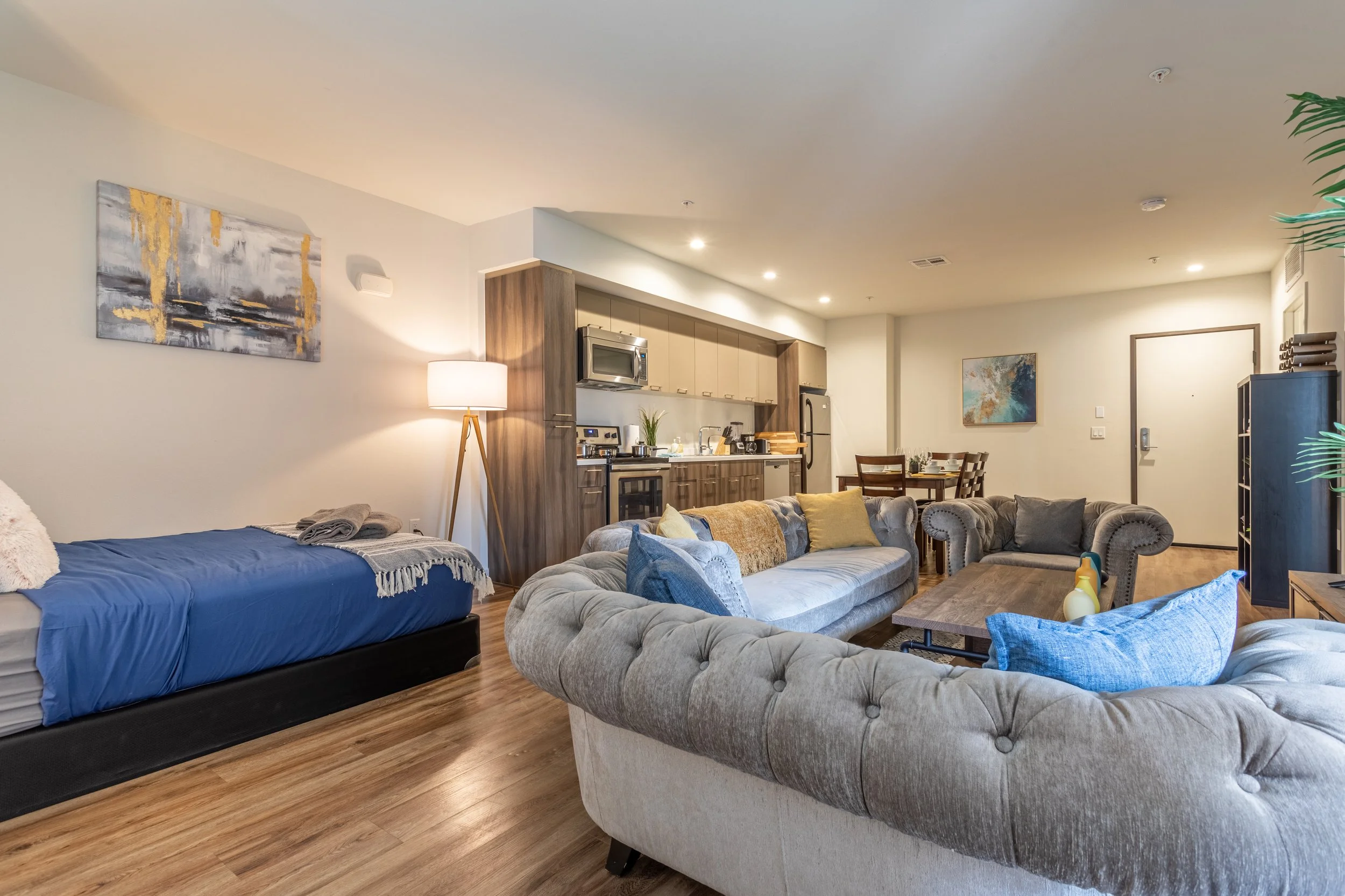 1515 Wilshire Blvd. #524-5.jpg