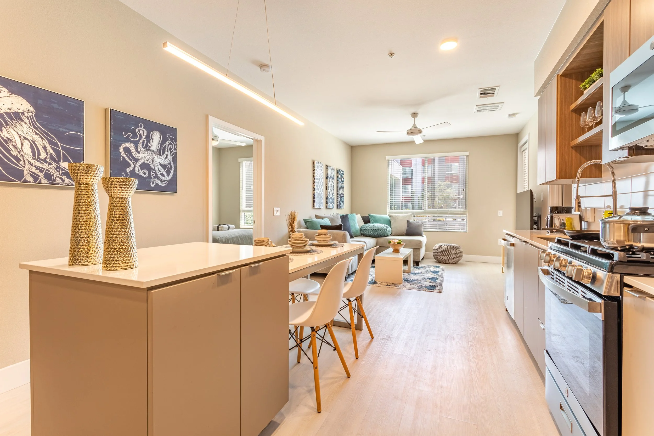 1912 S Jacaranda St #325-4.jpg