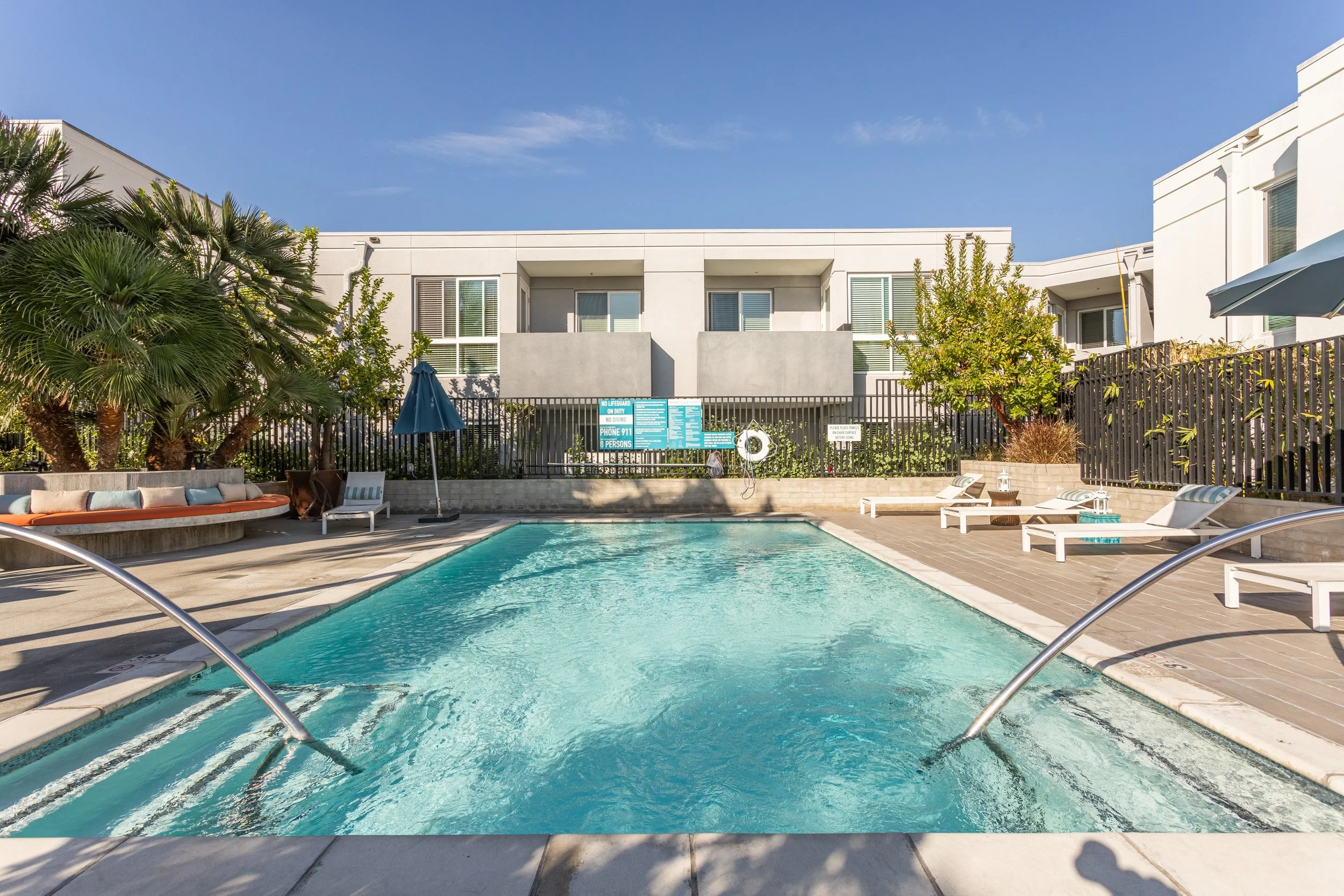 915 N La Brea Ave. #665-21.jpg