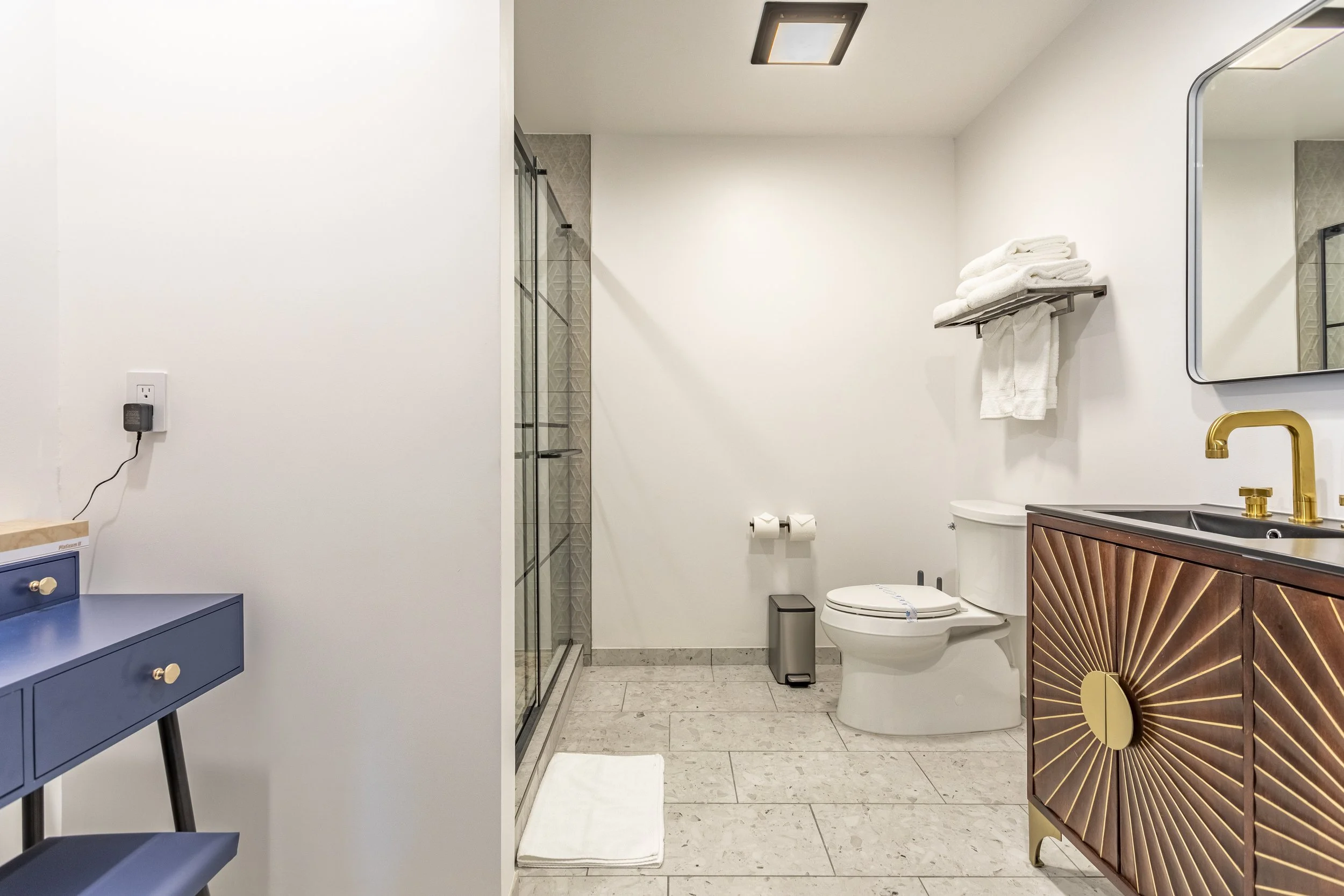 3411 W Olympic Blvd. Rotex Hotel-32.jpg
