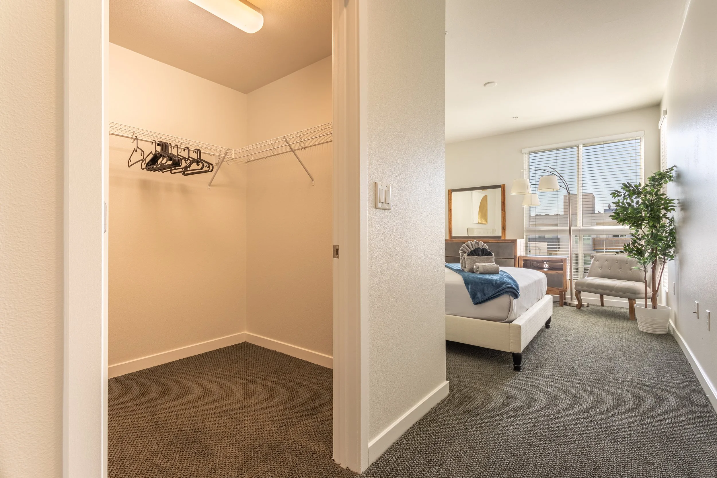 915 N La Brea Ave. #665-18.jpg