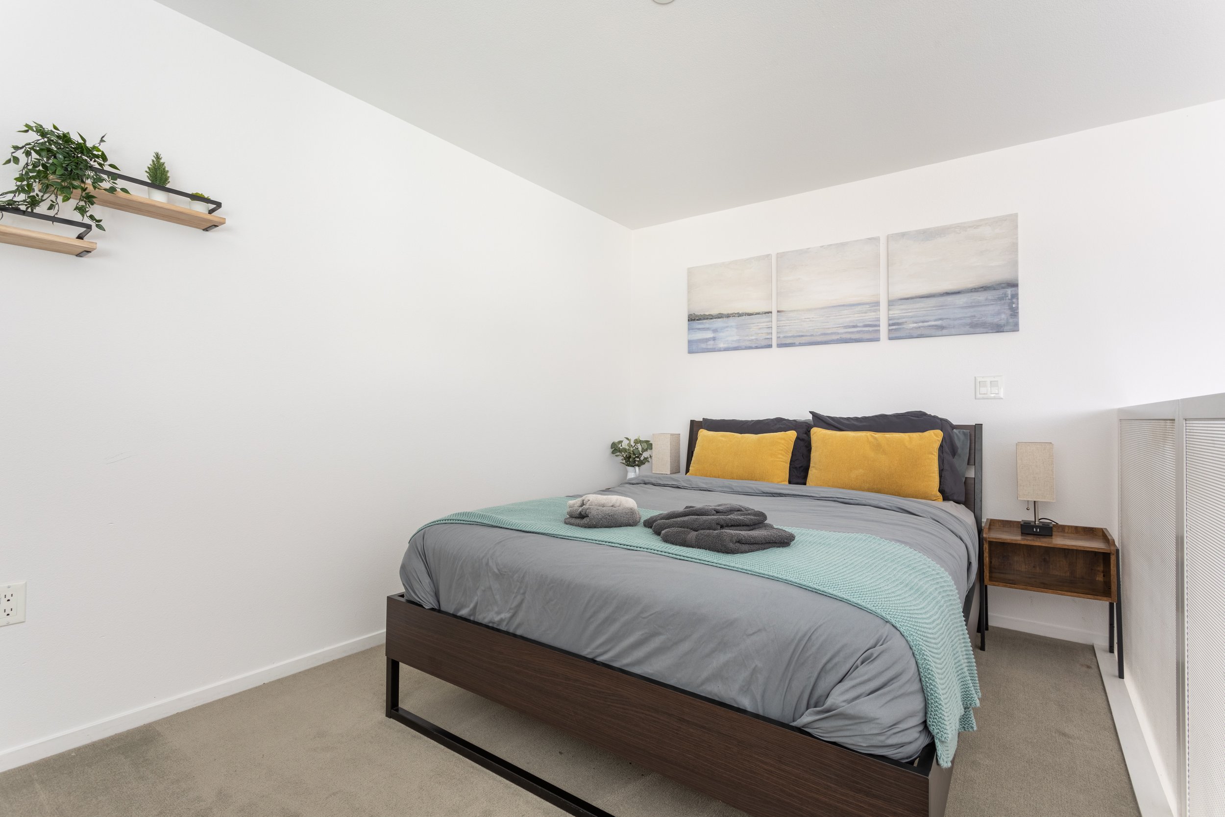 1737 N Las Palmas Ave. #PH5-21.jpg