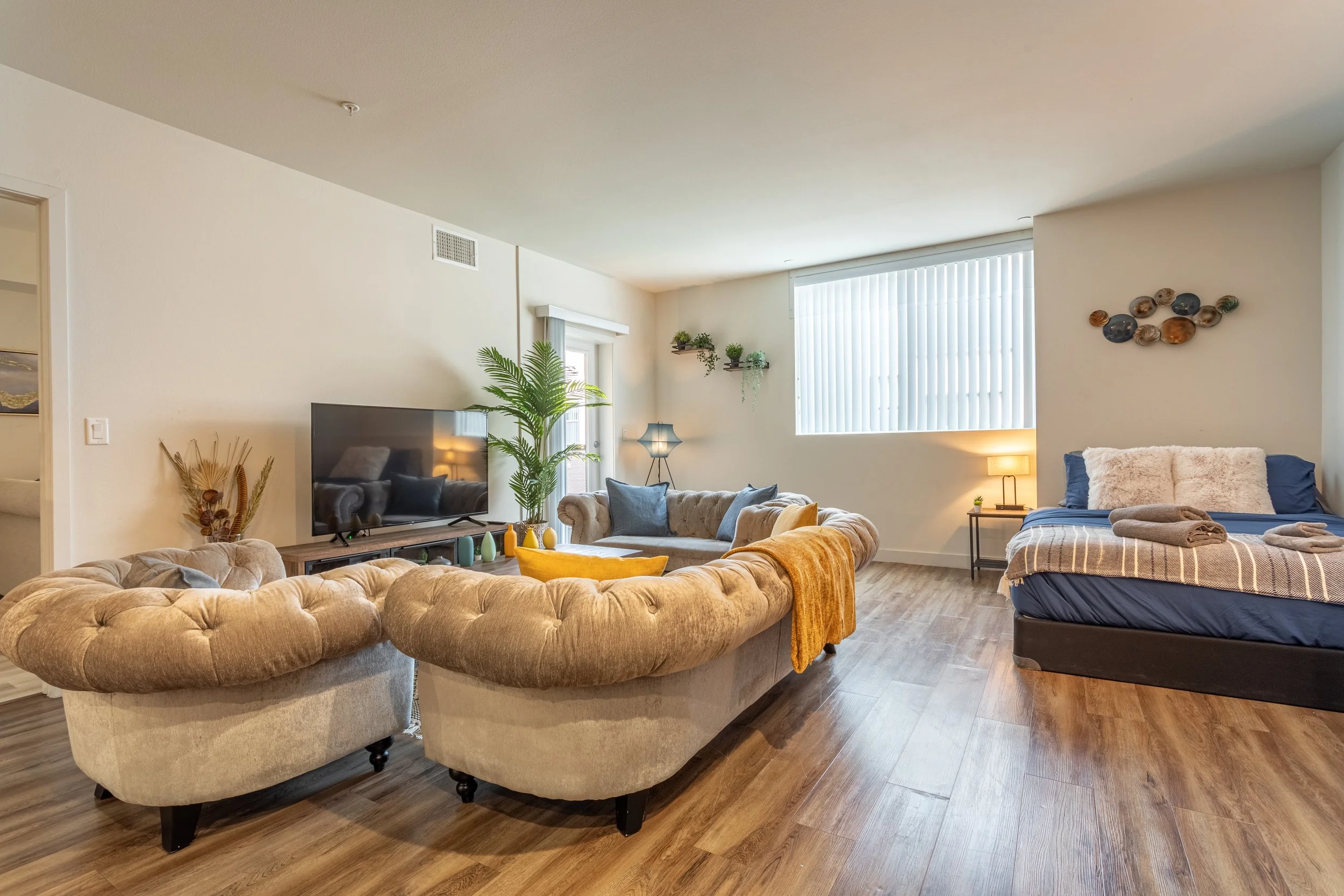 1515 Wilshire Blvd. #524-3.jpg