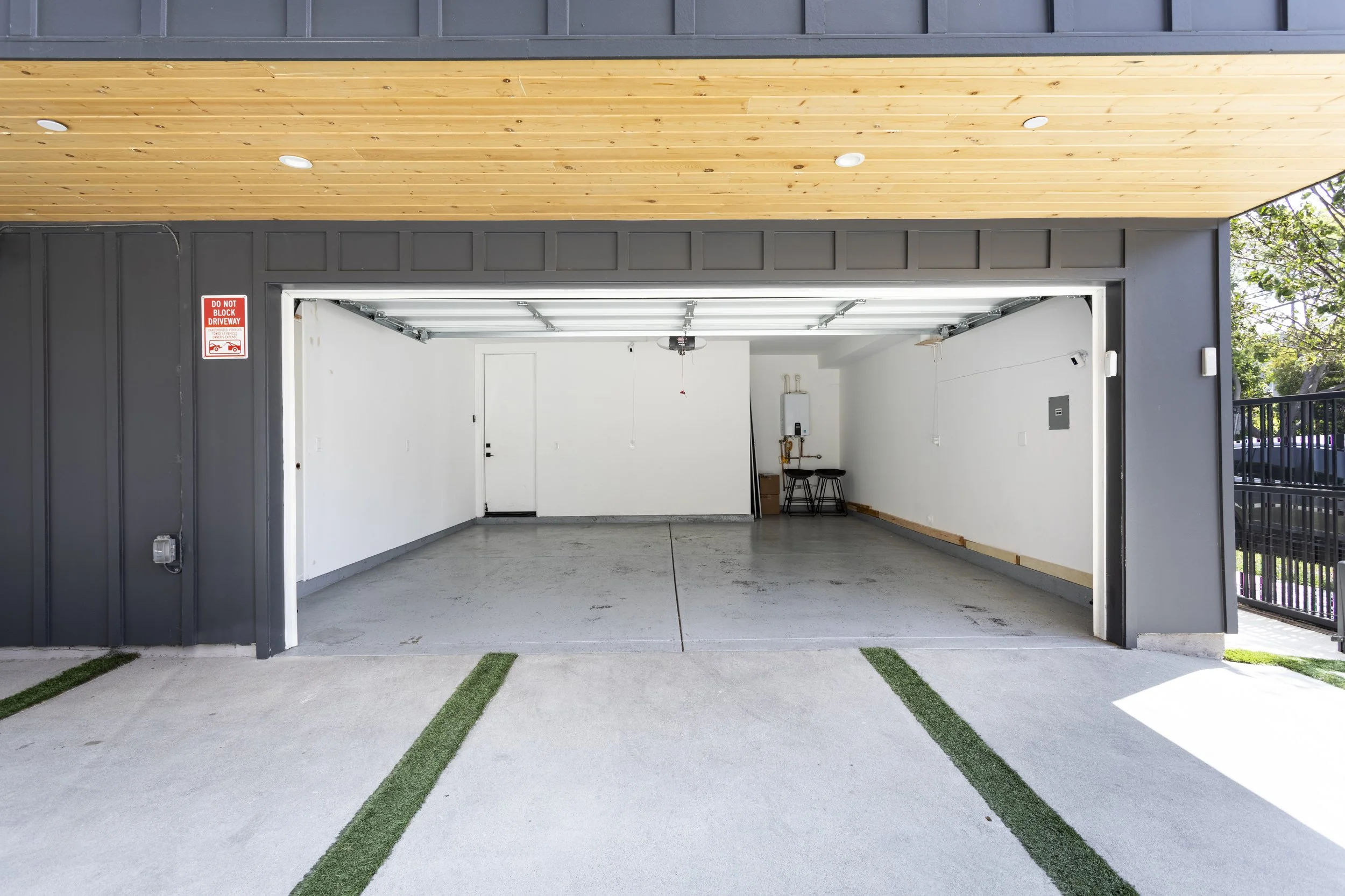 603 N Harvard Blvd.-30.jpg