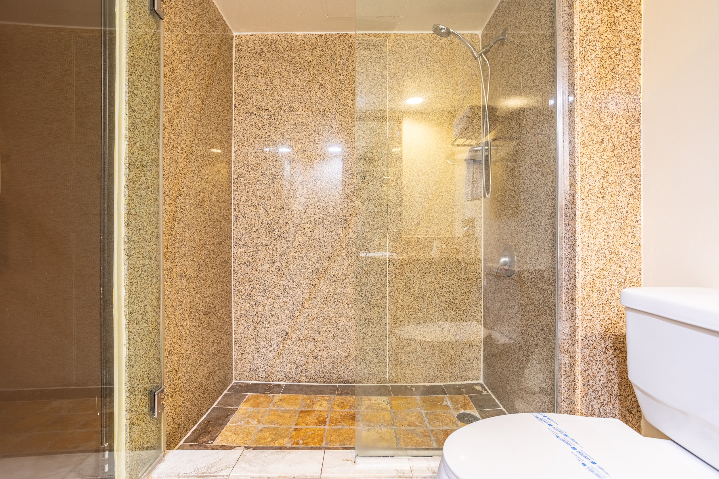 3411 W Olympic Blvd.-25.jpg
