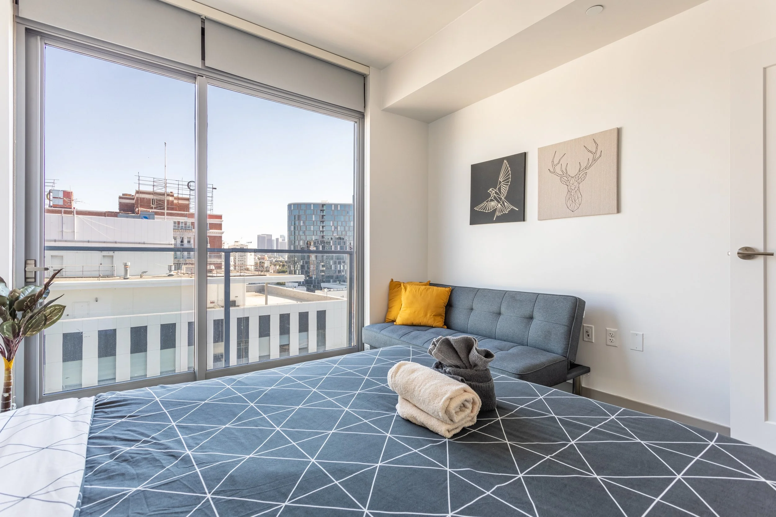 3033 Wilshire Blvd-14.jpg