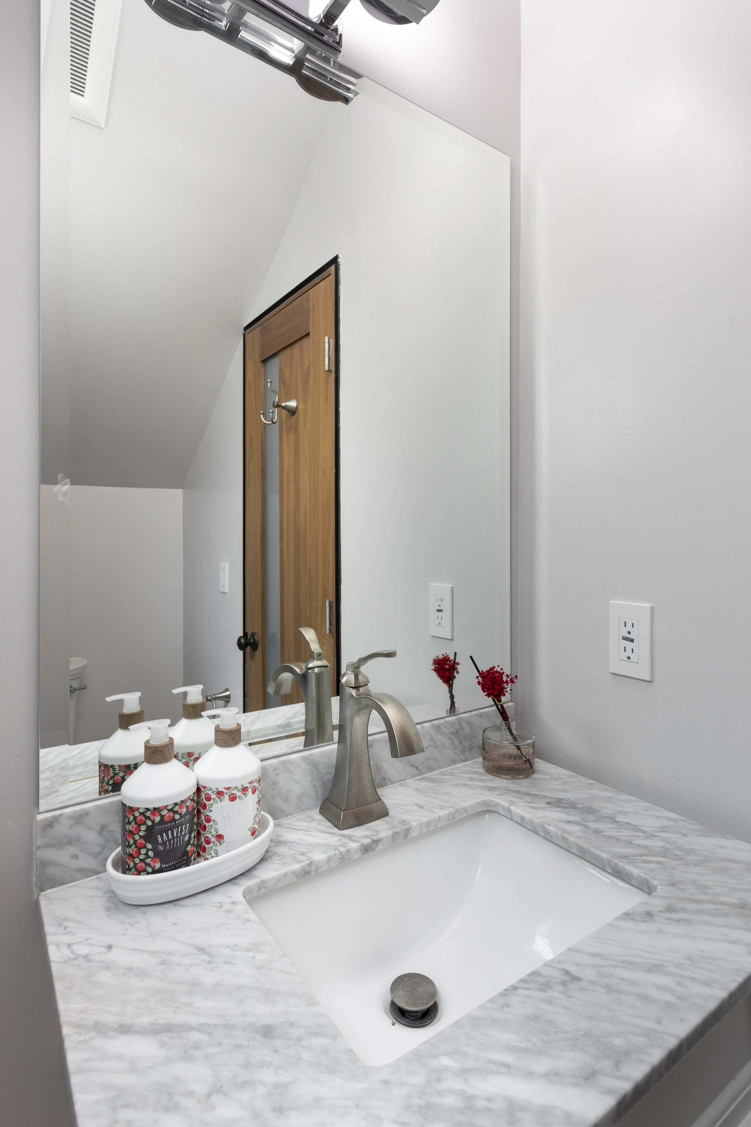 1238 S Muirfield Rd.-12.jpg