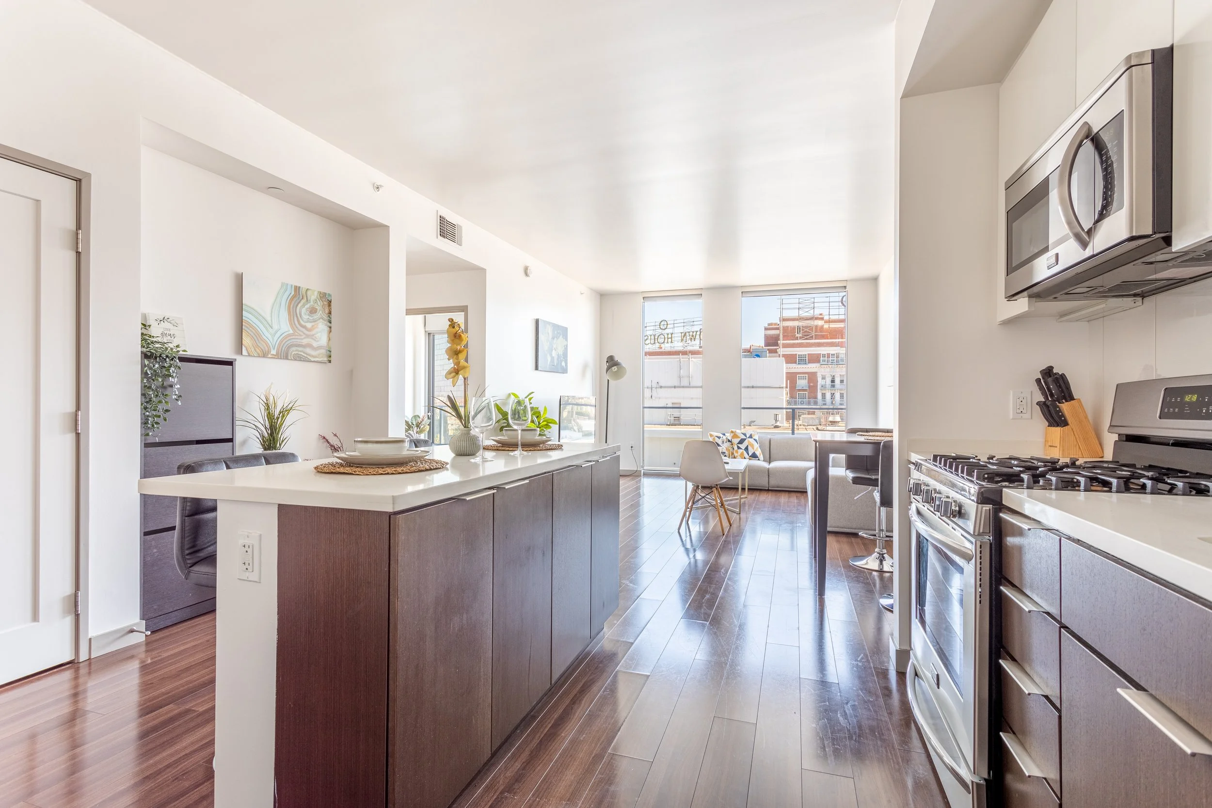 3033 Wilshire Blvd-5.jpg