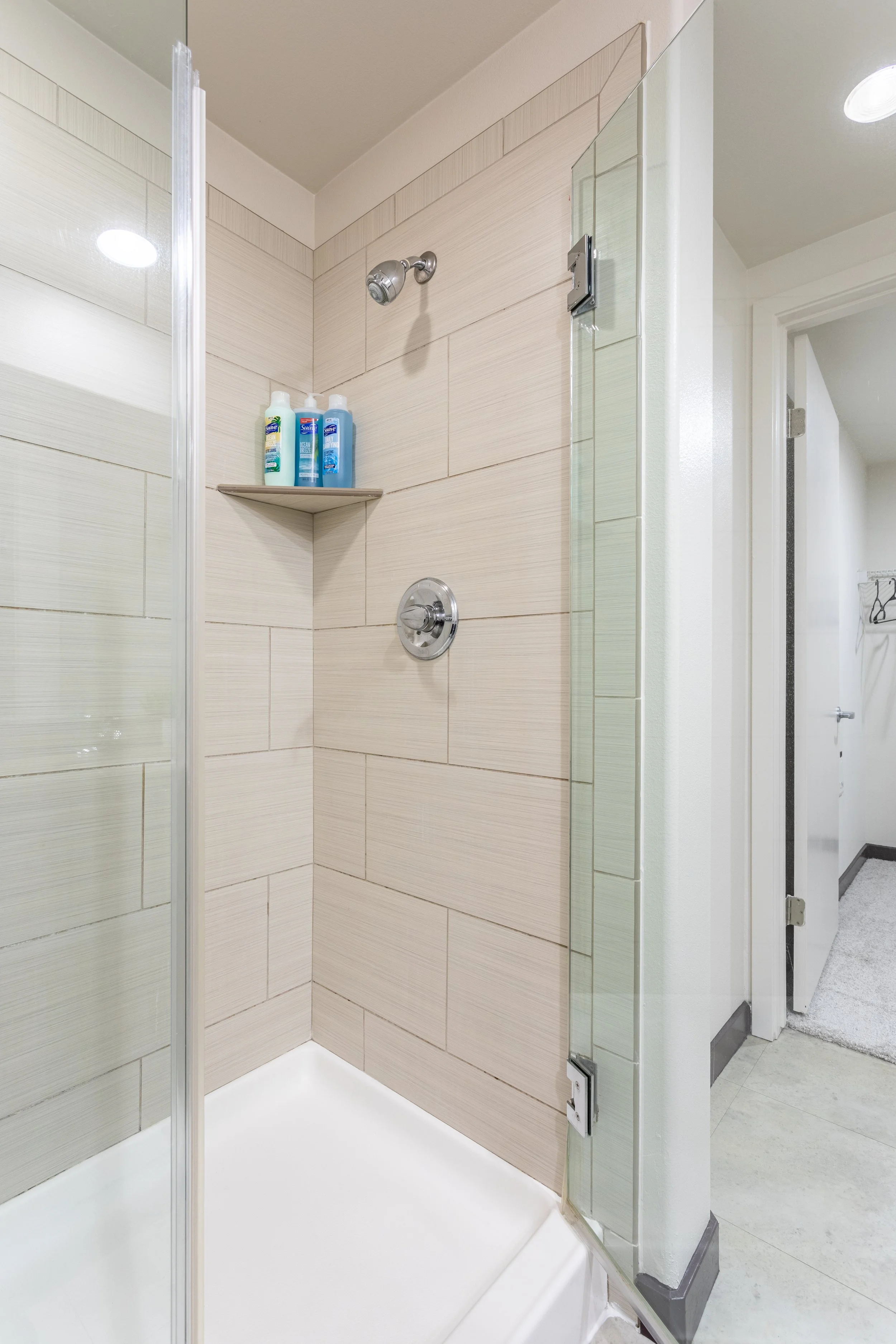 1234 N La Brea Ave. #435-16.jpg