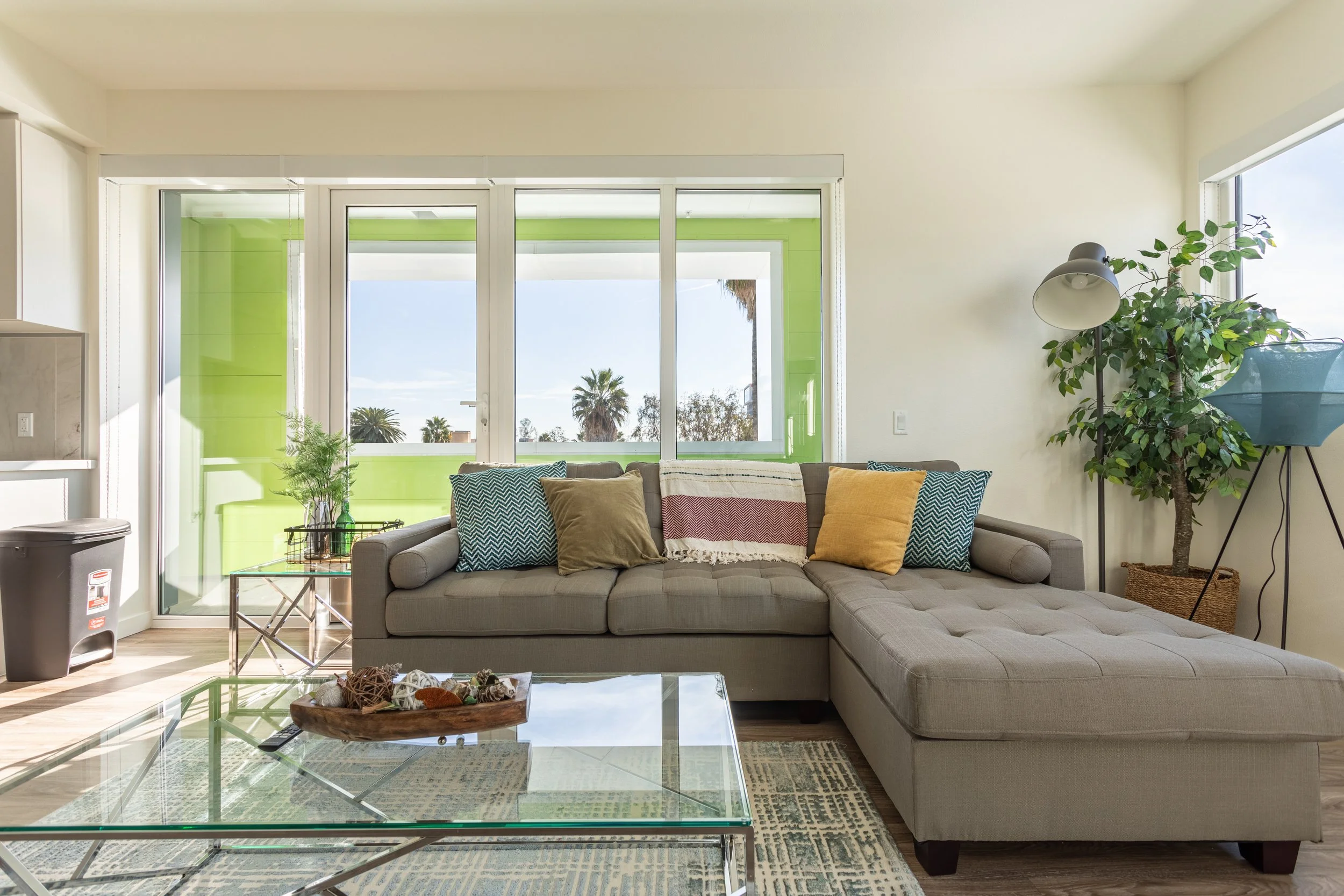 5750 Hollywood Blvd. #409-6.jpg