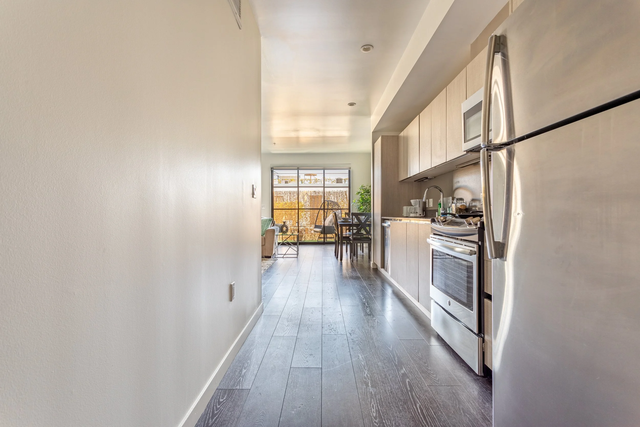 5800 Harold Way-1.jpg