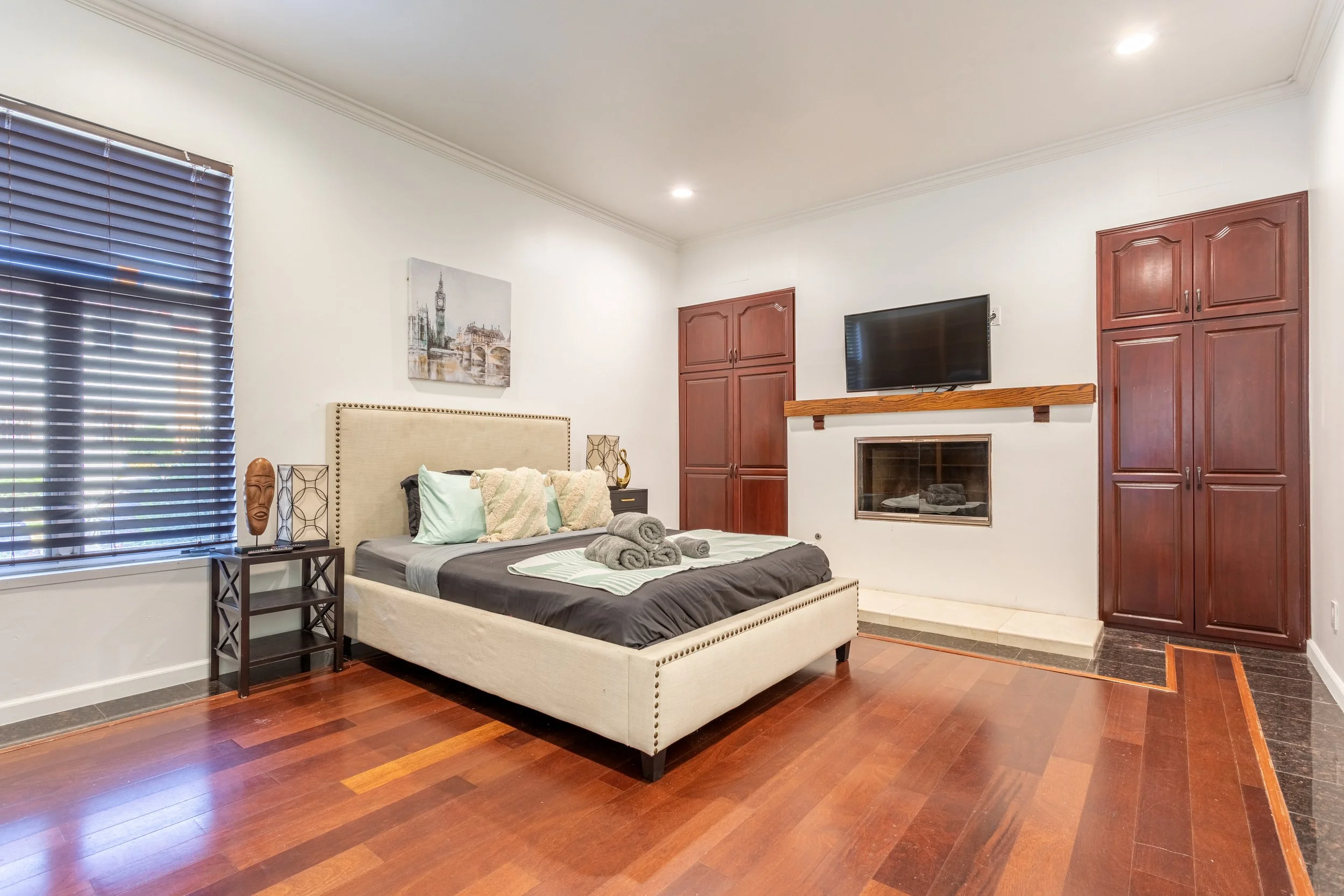 370 S Elm Dr.-9.jpg