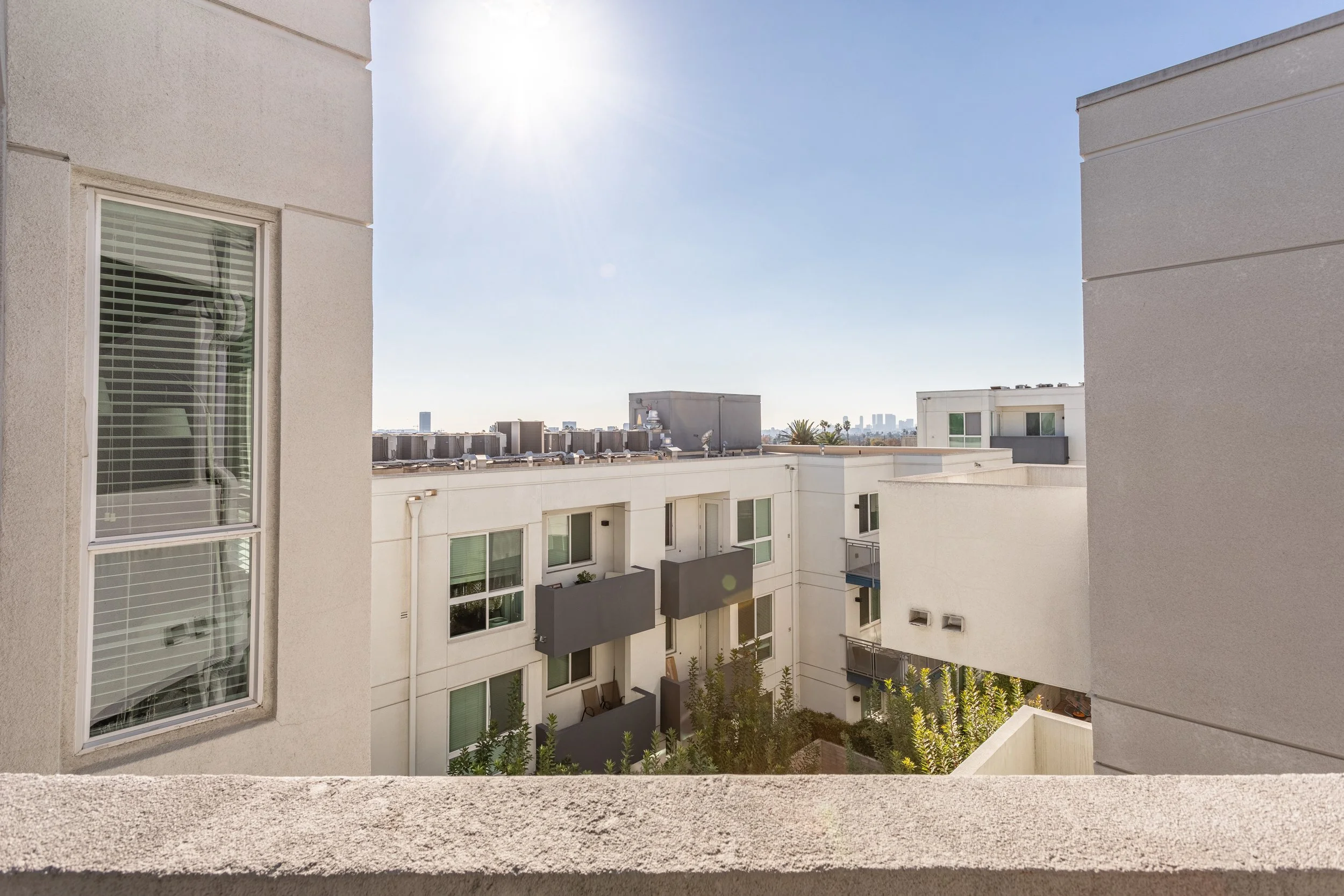 915 N La Brea Ave. #665-5.jpg