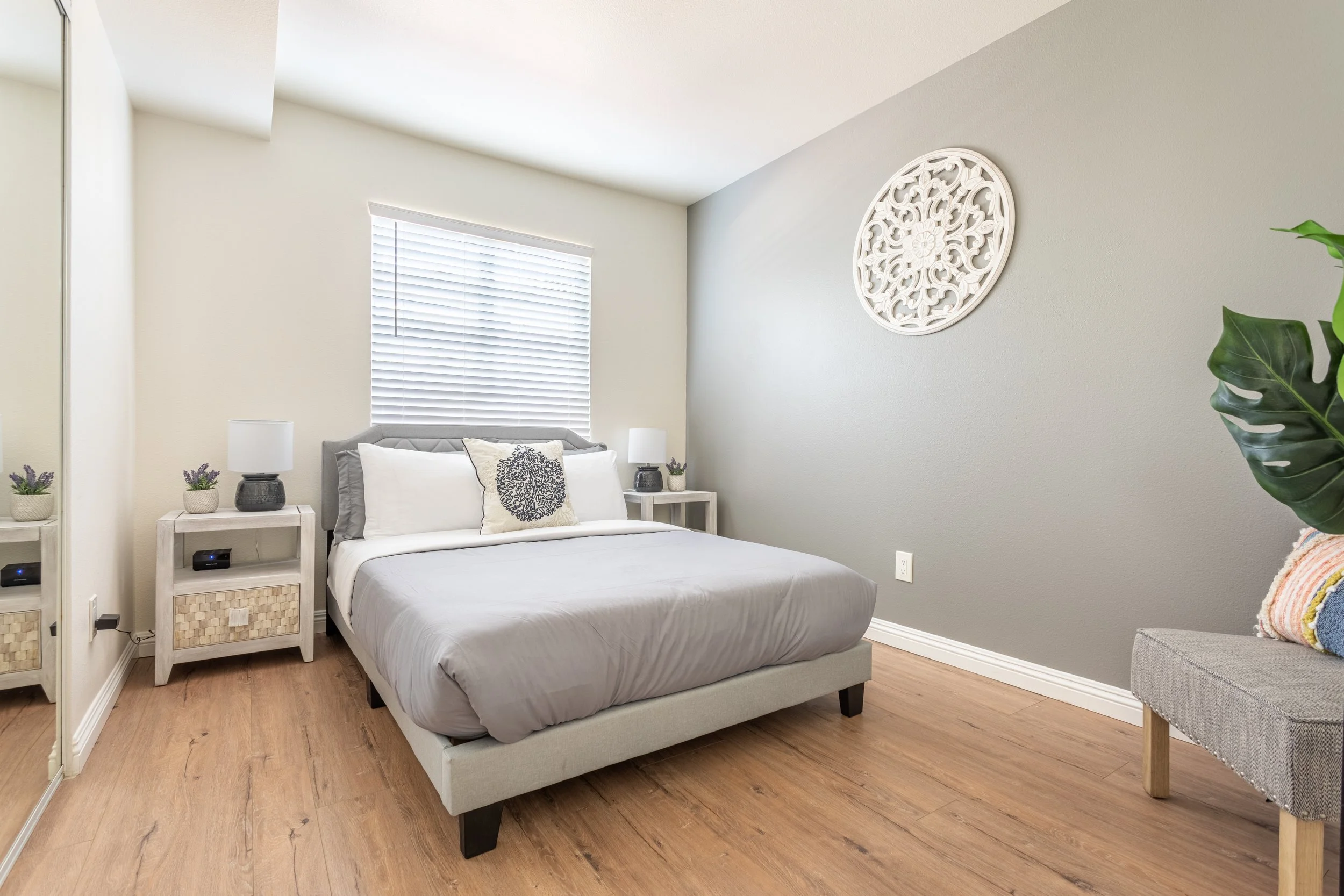 325 N Kenmore Ave.-22.jpg