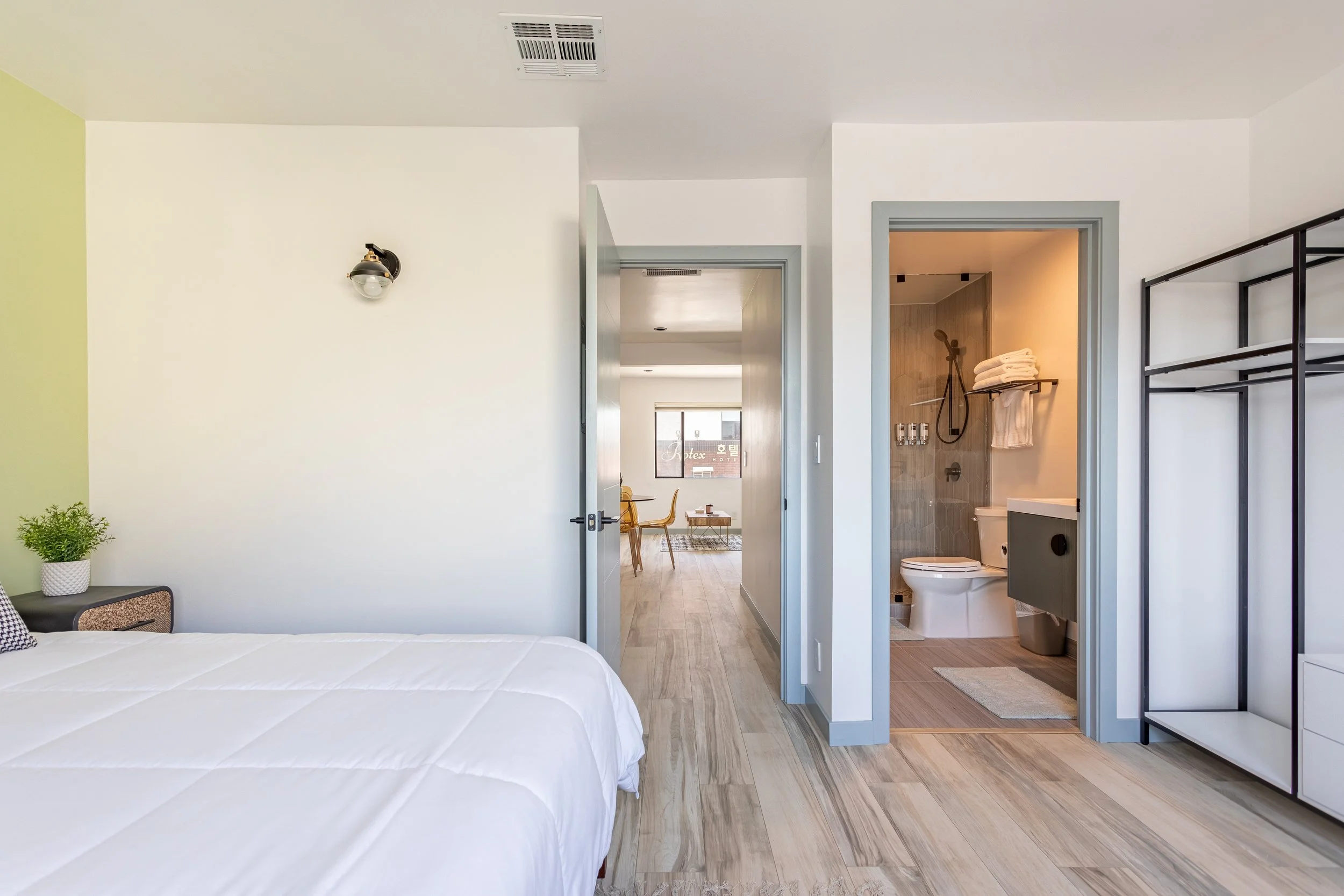 3411 W Olympic Blvd. #283-11.jpg