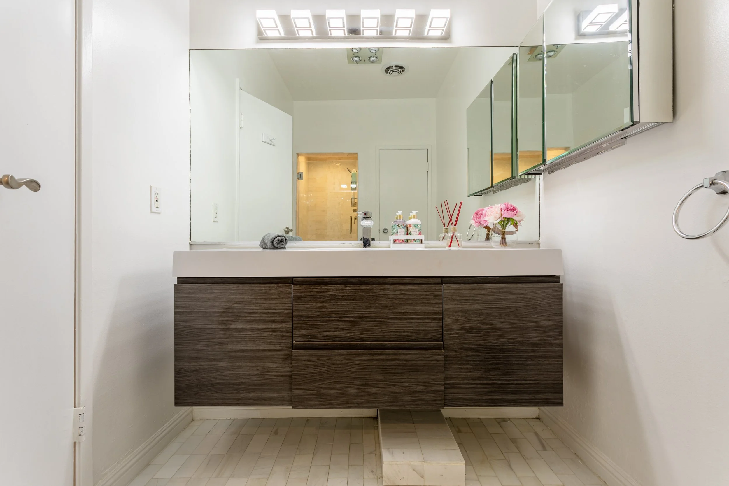 370 S Elm Dr.-19.jpg