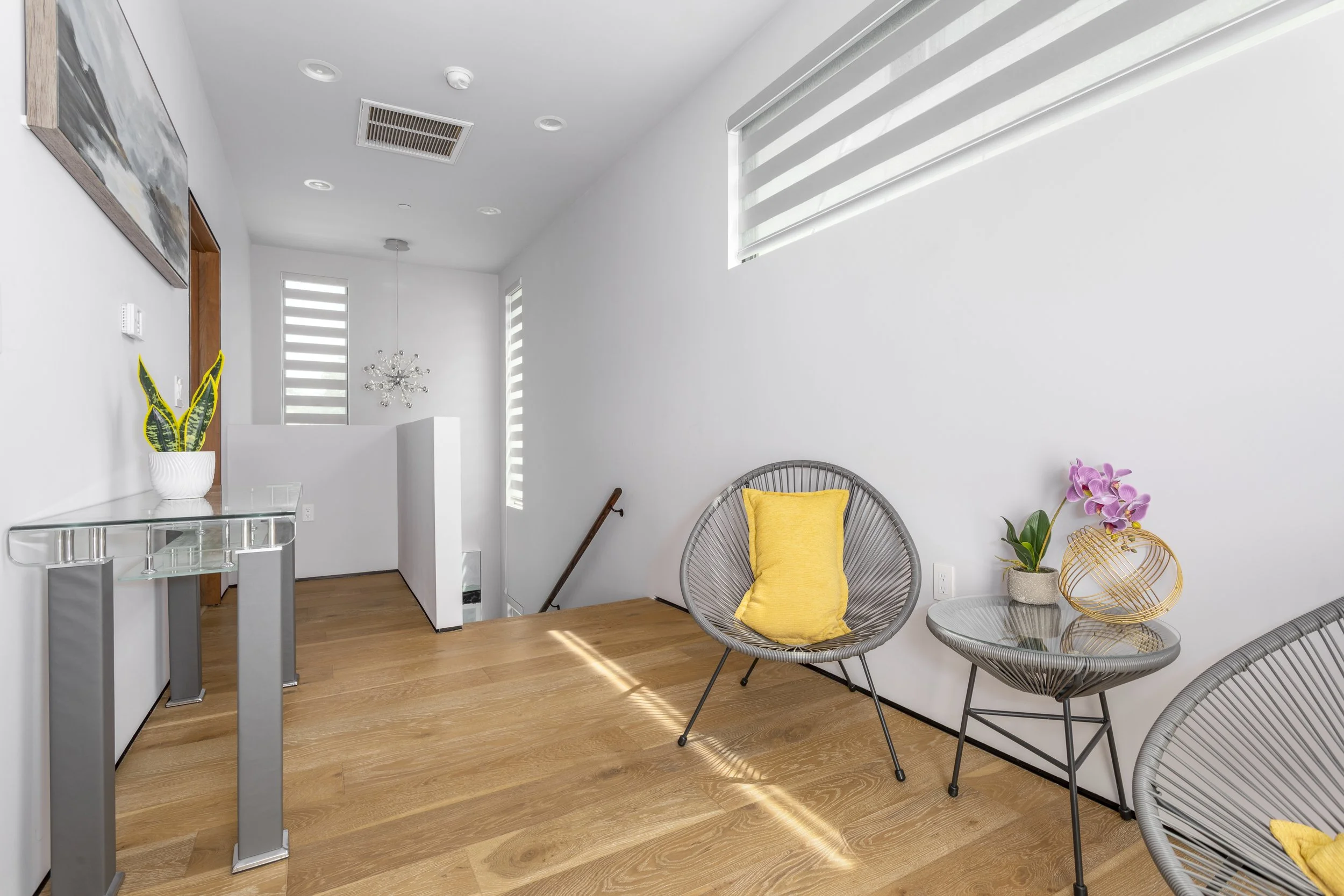 1238 S Muirfield Rd.-19.jpg