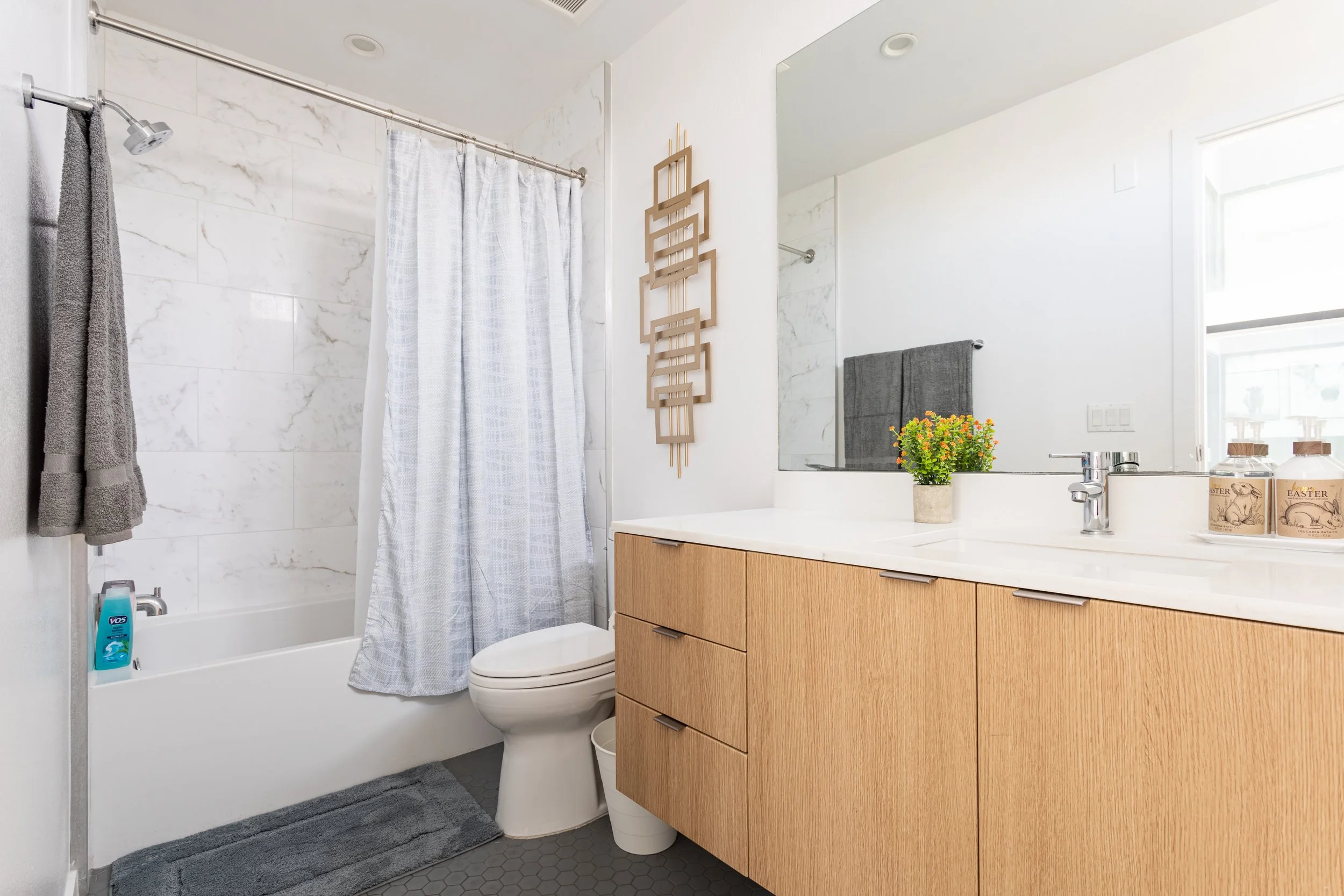 1737 N Las Palmas Ave. #PH5-15.jpg