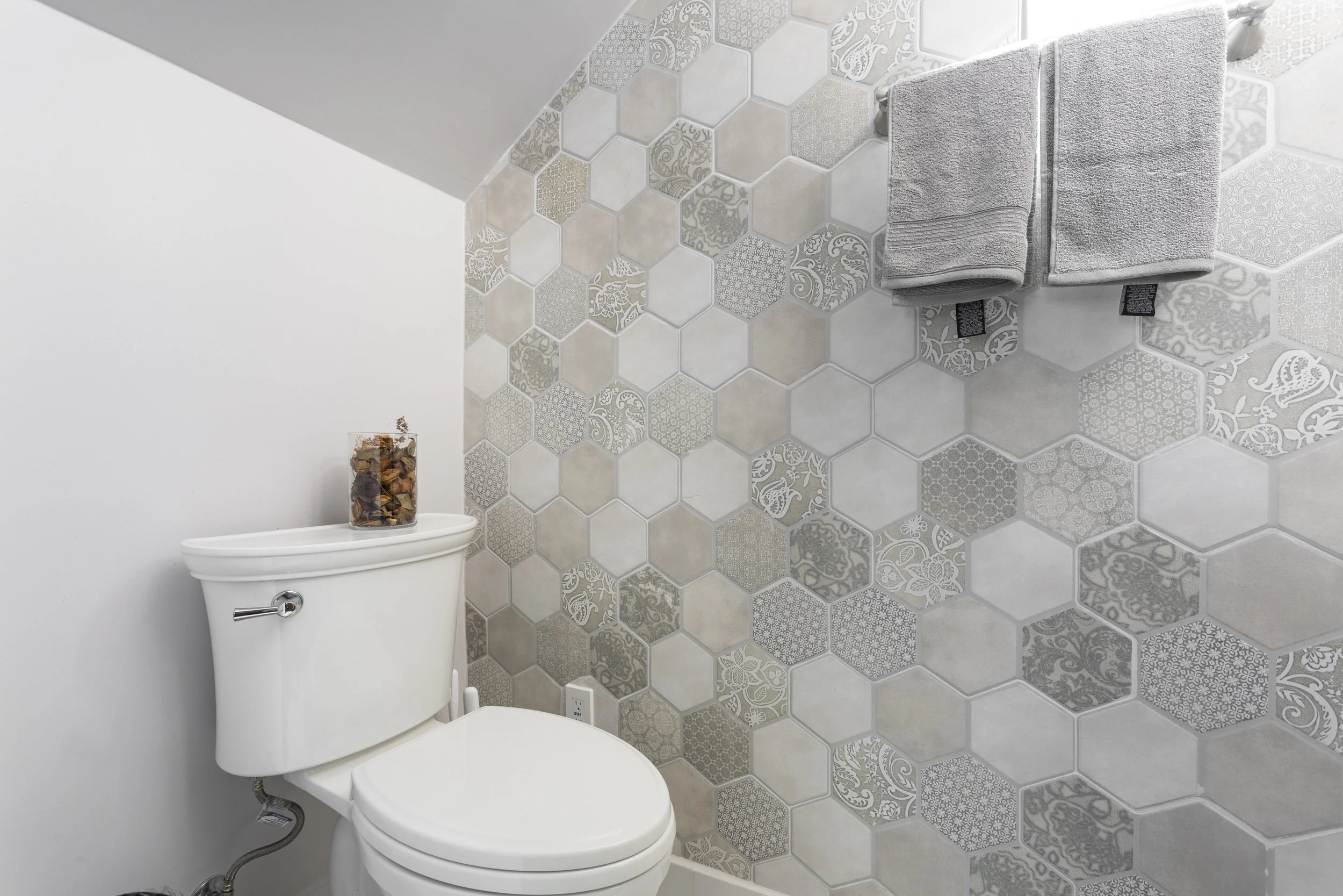 1238 S Muirfield Rd.-11.jpg