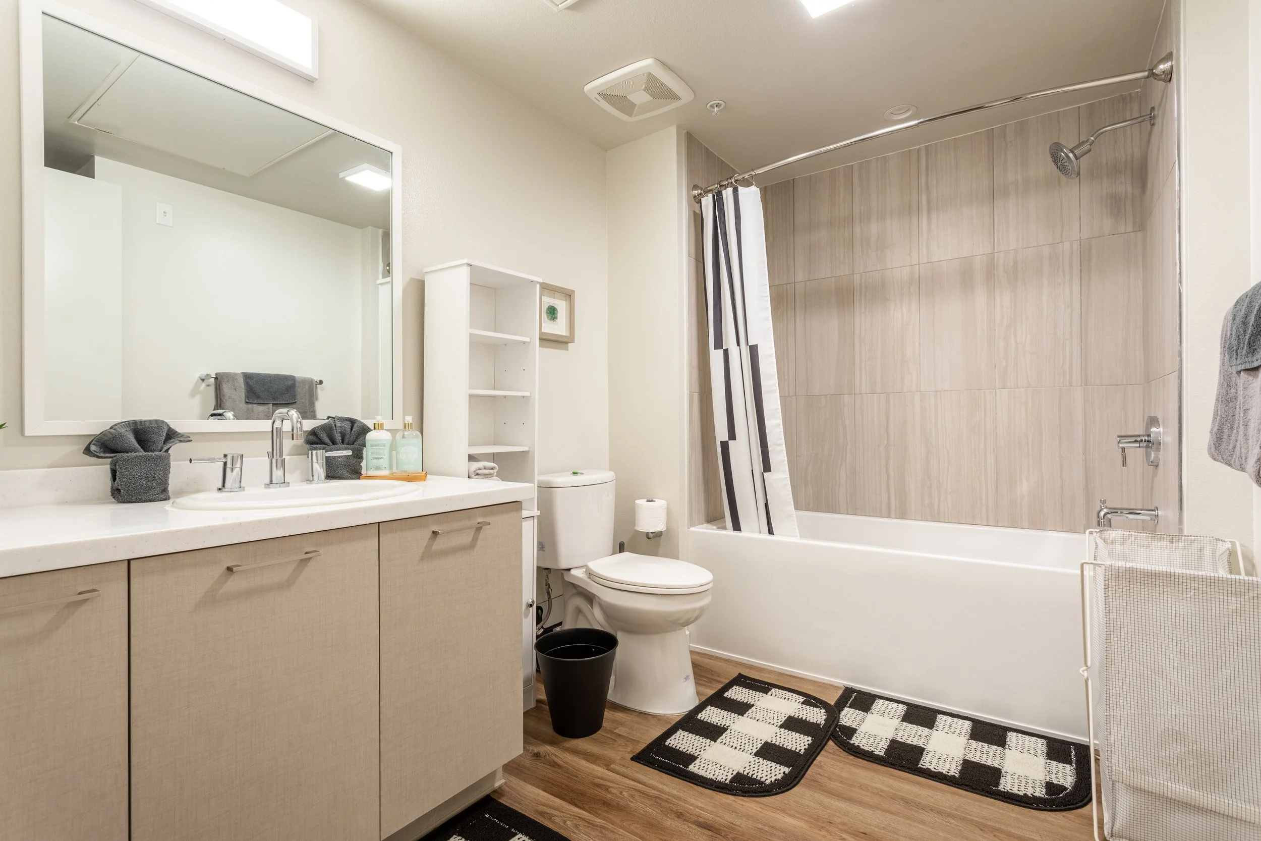 1515 Wilshire Blvd. #524-13.jpg