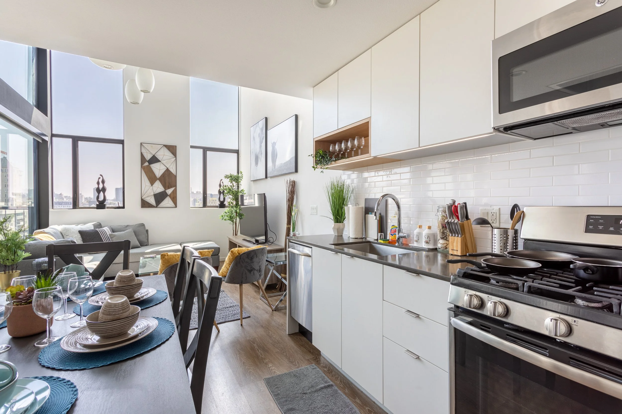 1737 N Las Palmas Ave. #PH5-7.jpg