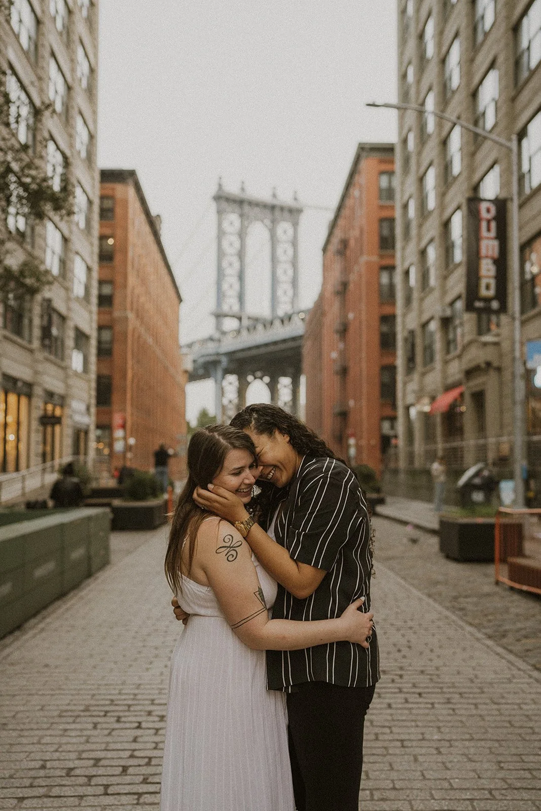 EngagementPhotosNYC-355.jpg