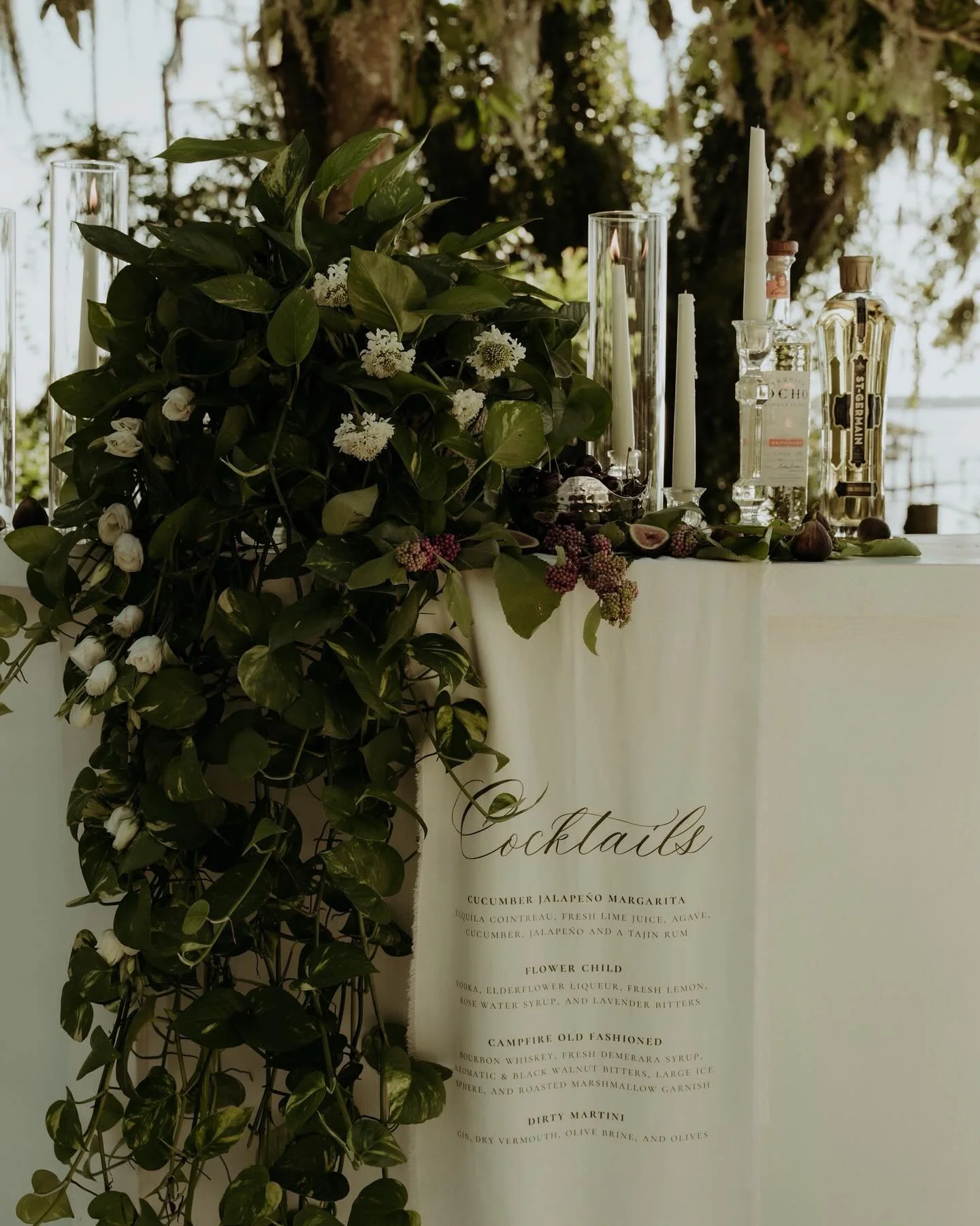 forever accepting wedding inquiries for @laventuregrove 
.
.
Venue @laventuregrove 
Rentals @eventworksrentals 
Florals @porterflowerco 
Wedding gowns @heracouture 
Dessert @kimberlyscakery 
Live music @adagio_weddings 
Bartending @thegrovesips 
Plan