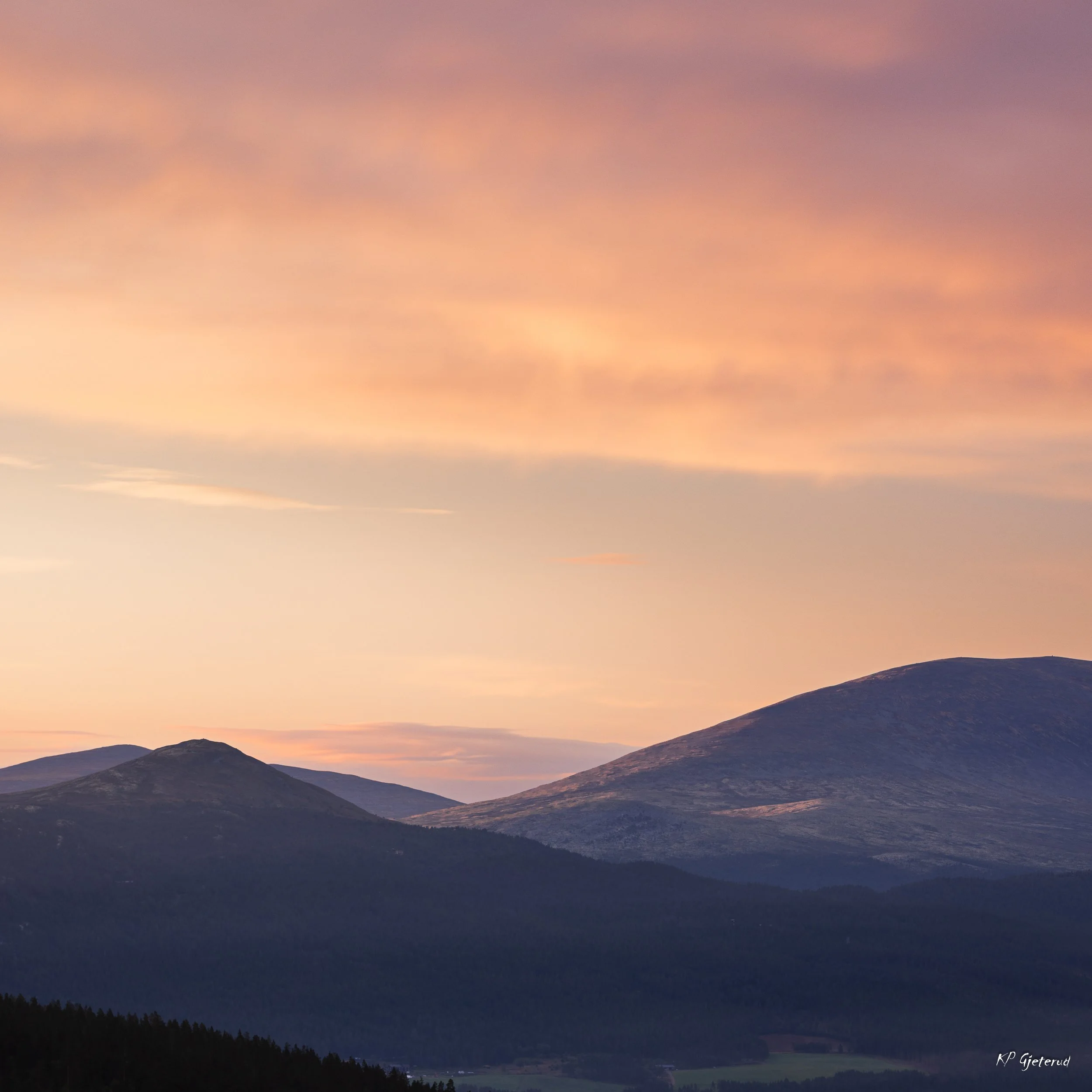 Fjell og lys Lemonsjøen aug 25-3.jpg